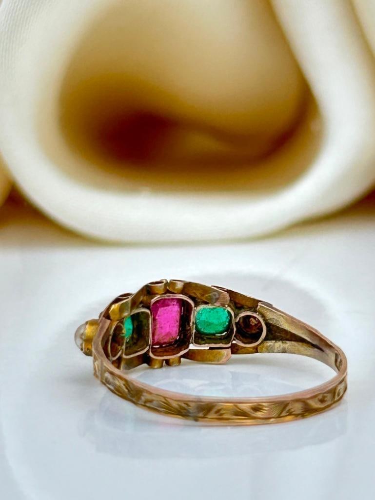 Antique c1899 Bright Paste 9ct Gold Ring - 3