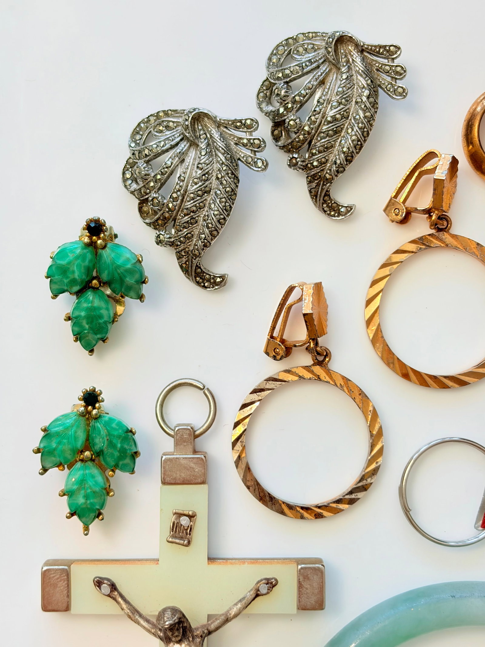MIXED LOT- BANGLE, LARGE CROSS ETC - 5
