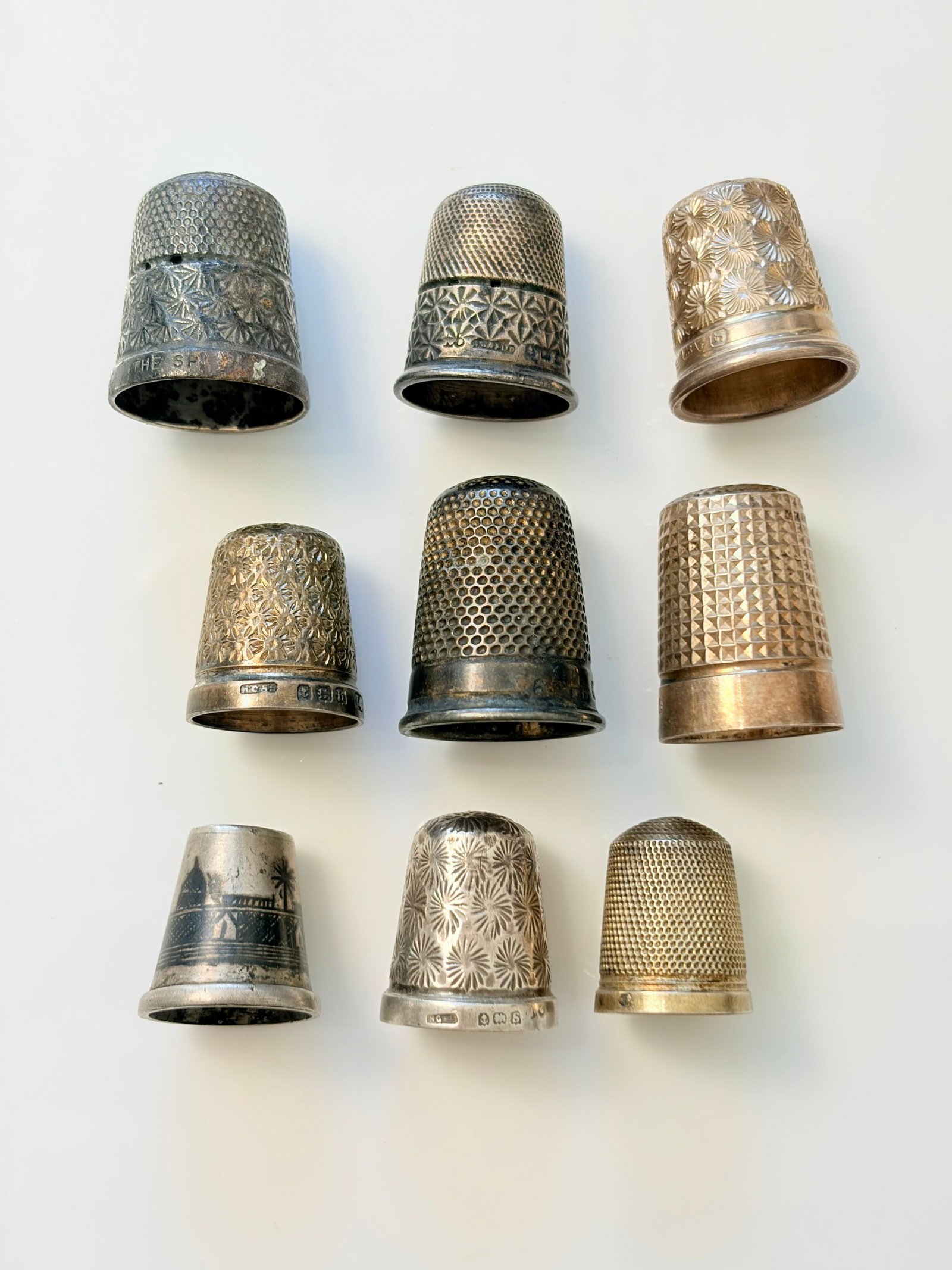 MIXED LOT- SILVER THIMBLES (1 of 4)