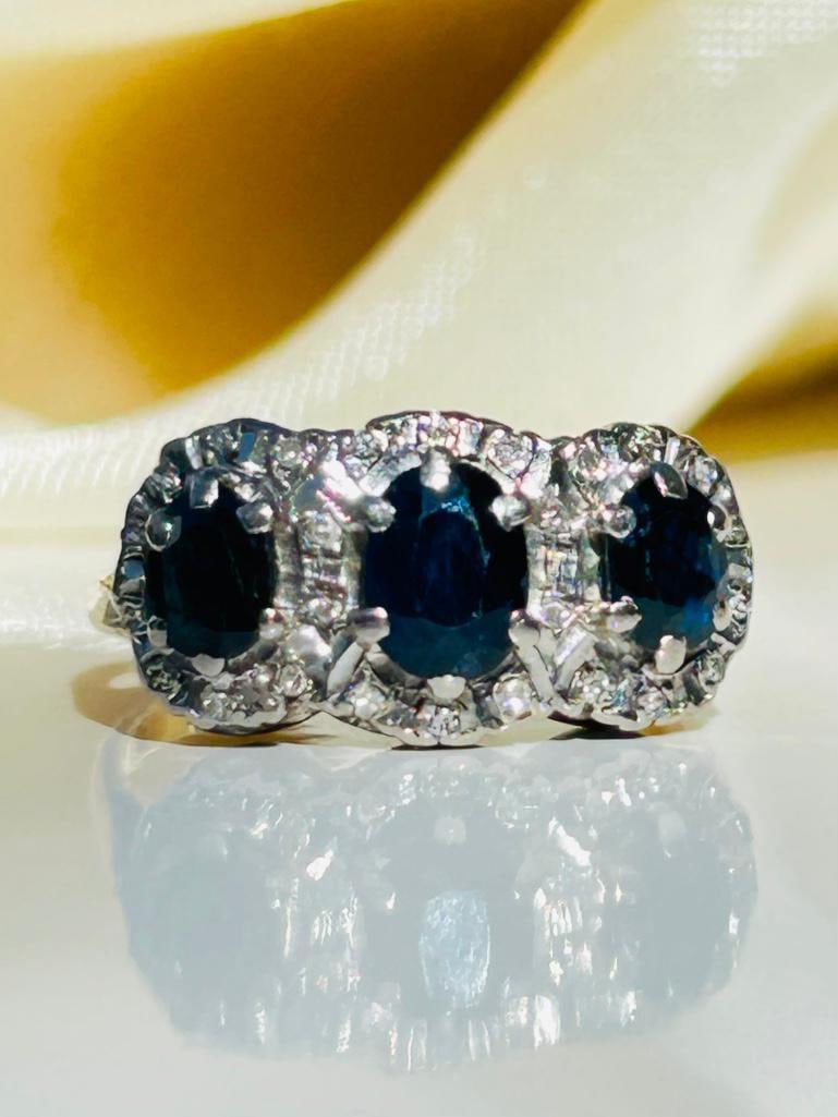 Chunky 18ct Yellow Gold Sapphire and Diamond Triple Cluster Ring: Chunky 18ct Yellow Gold Sapphire and Diamond Triple Cluster Ring truly amazing!! measurements size UK O US 71/2 head of ring 19mm x 9mm weight 3.57g 