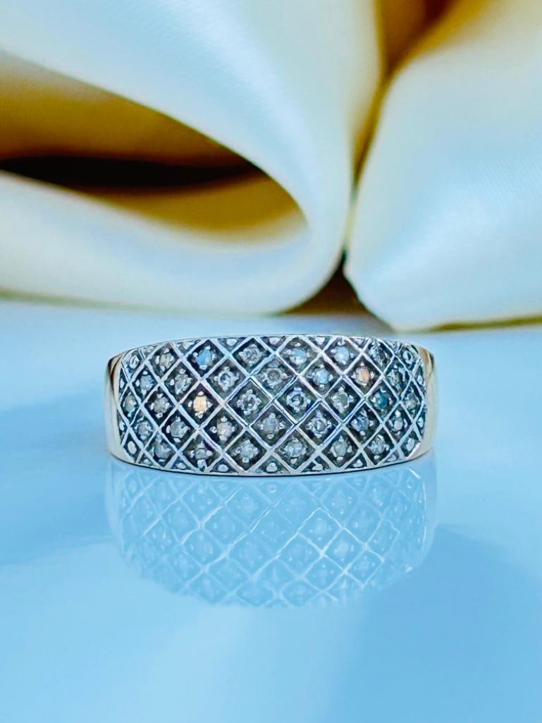 Sweet 9ct Yellow Gold and Diamond Wide Band Ring: Sweet 9ct Yellow Gold and Diamond Wide Band Ring wonderful ring measurements size UK S1/2 US 91/2 head of ring 20mm x 8mm weight 2.80g stamped 375 materials 9ct