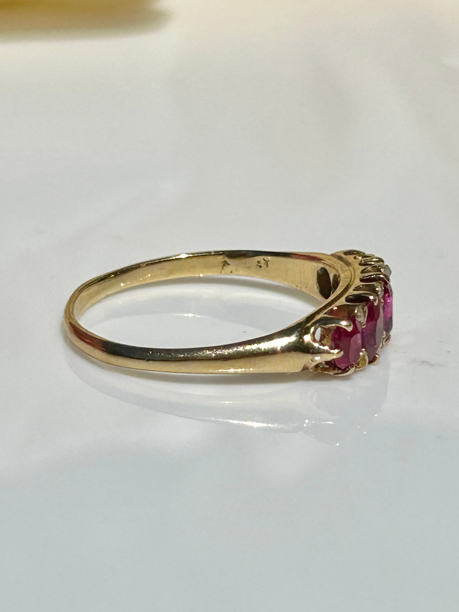 Antique 15ct Gold Ruby & Diamond 5 Stone Ring - 5