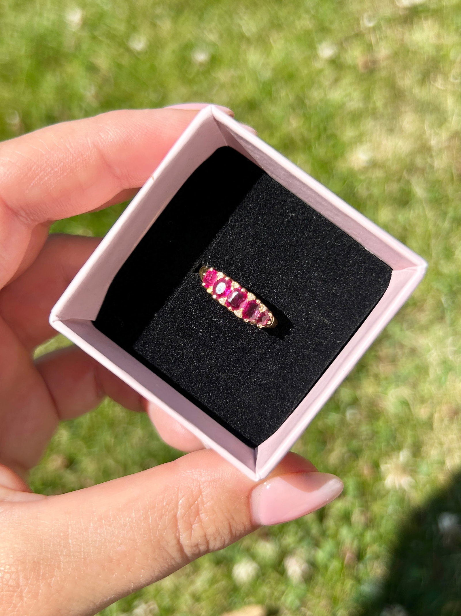 Antique 15ct Gold Ruby & Diamond 5 Stone Ring - 7