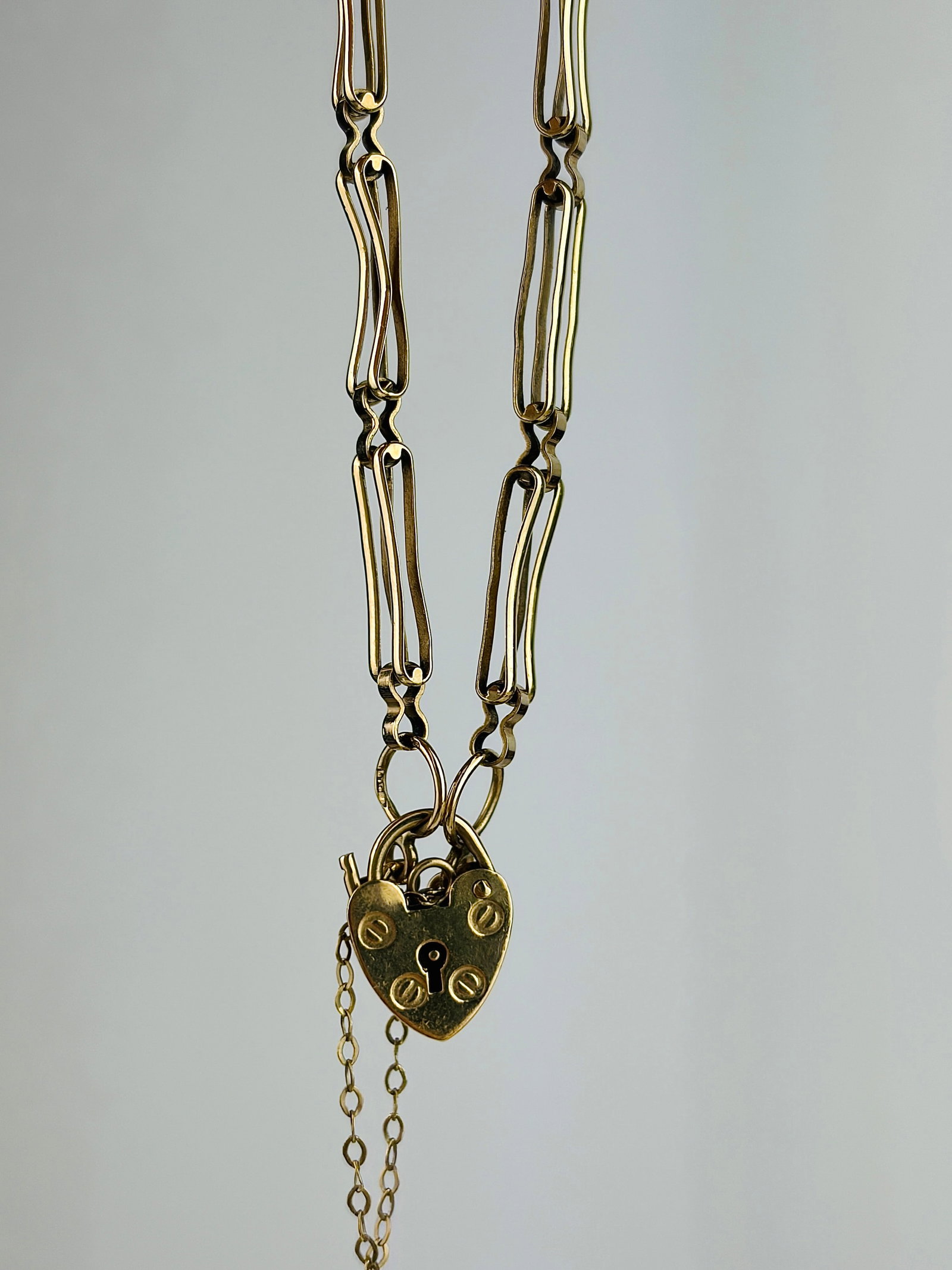 Vintage C.1990 Gate Link Bracelet with a Heart Padlock Clasp - 2