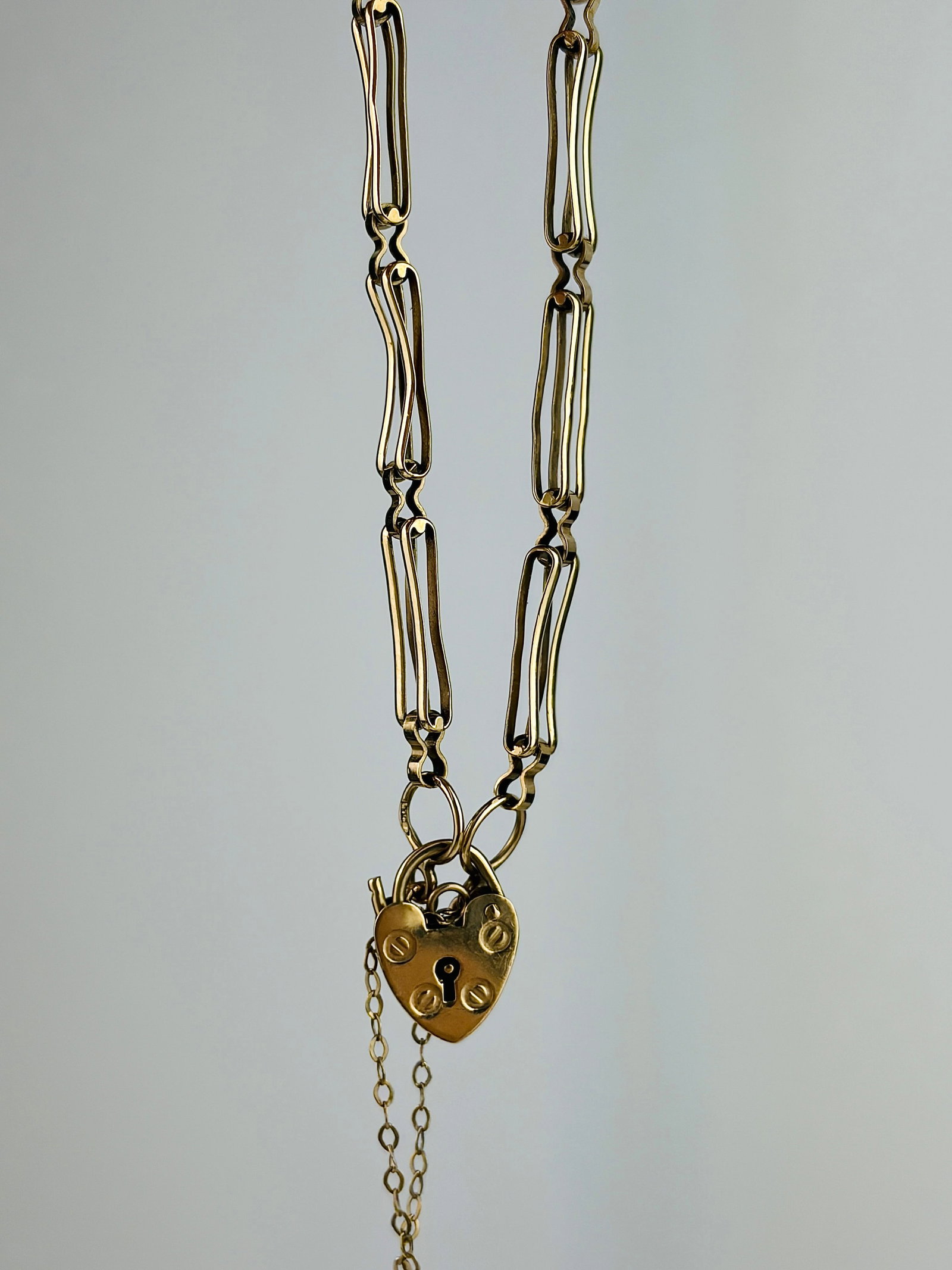 Vintage C.1990 Gate Link Bracelet with a Heart Padlock Clasp - 3