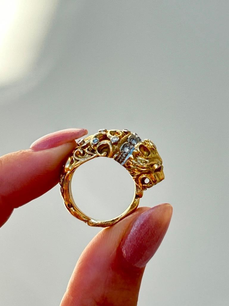 Unusual Heavy 18ct Yellow Gold Diamond and Ruby “Zolotas” Lion Ring - 8