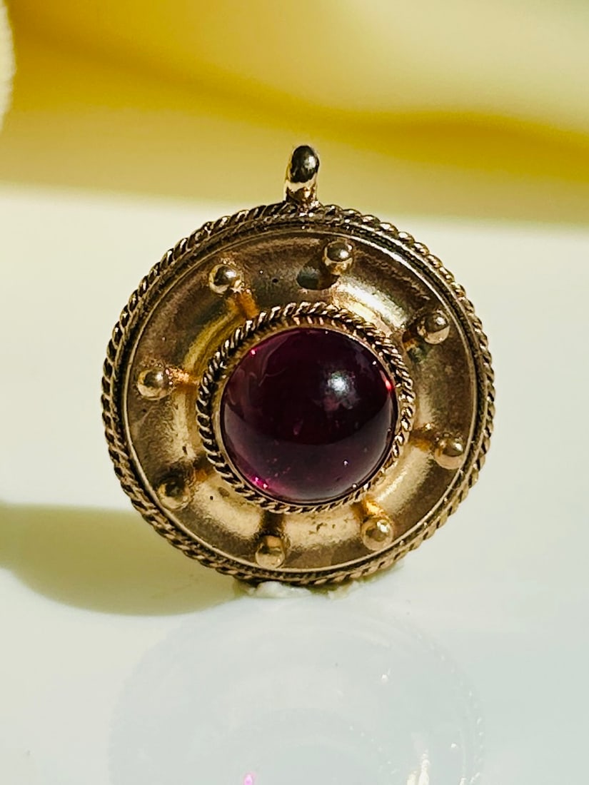 Antique Charm/Pendant (1 of 6)
