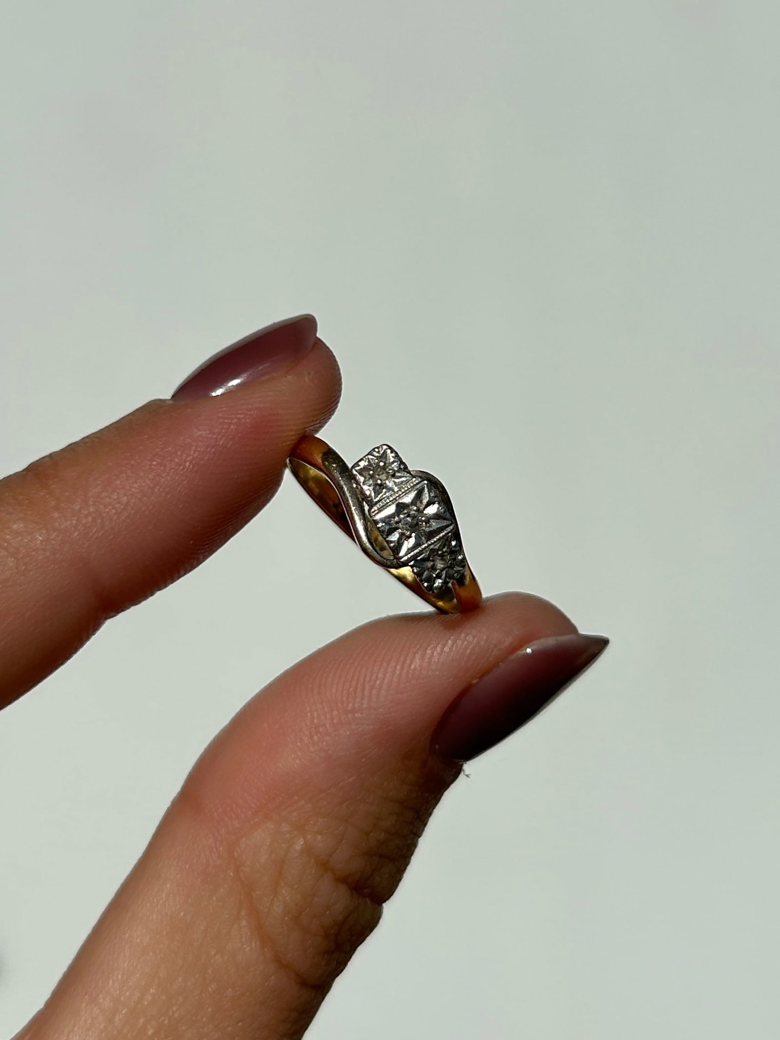 Antique 18ct Gold and Platinum Diamond 3 Stone Twist Ring - 6