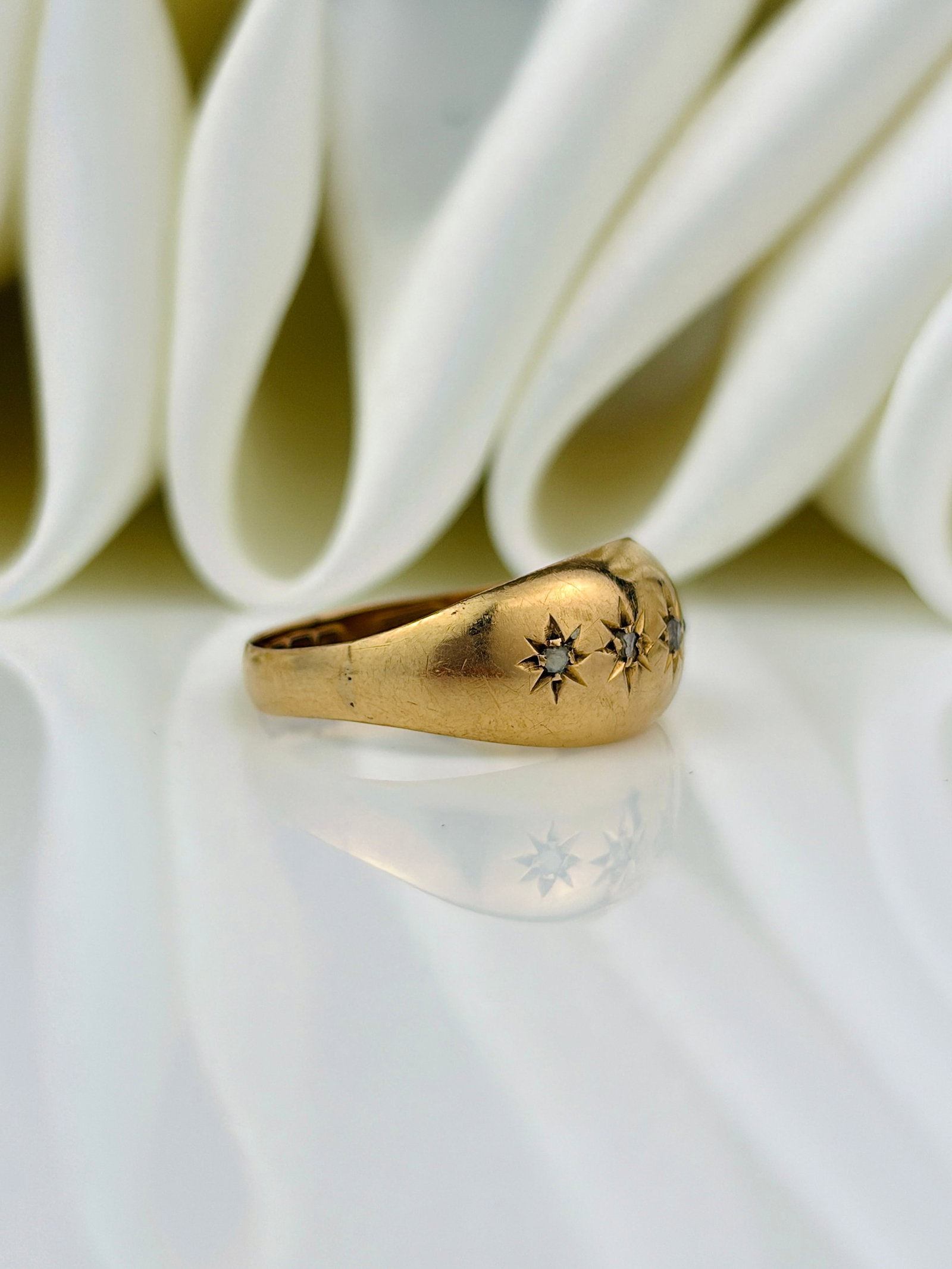 18ct yellow gold diamond 5 stone starburst star ring - 2