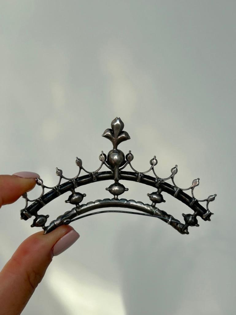 Georgian Era Black Dot Paste Large Silver Tiara Brooch - 4