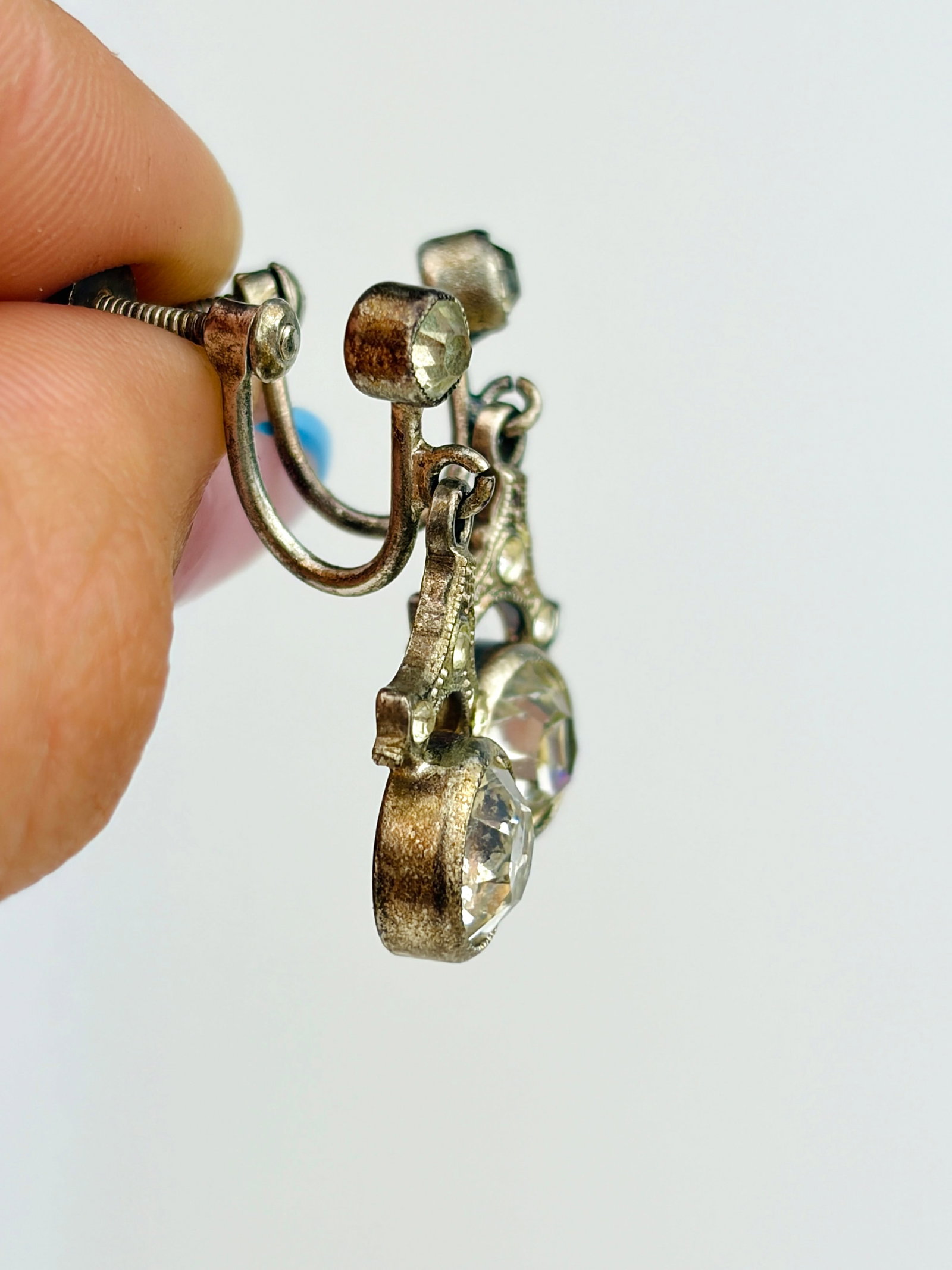 ANTIQUE BOXED PASTE SILVER SCREW BACK EARRINGS - 3