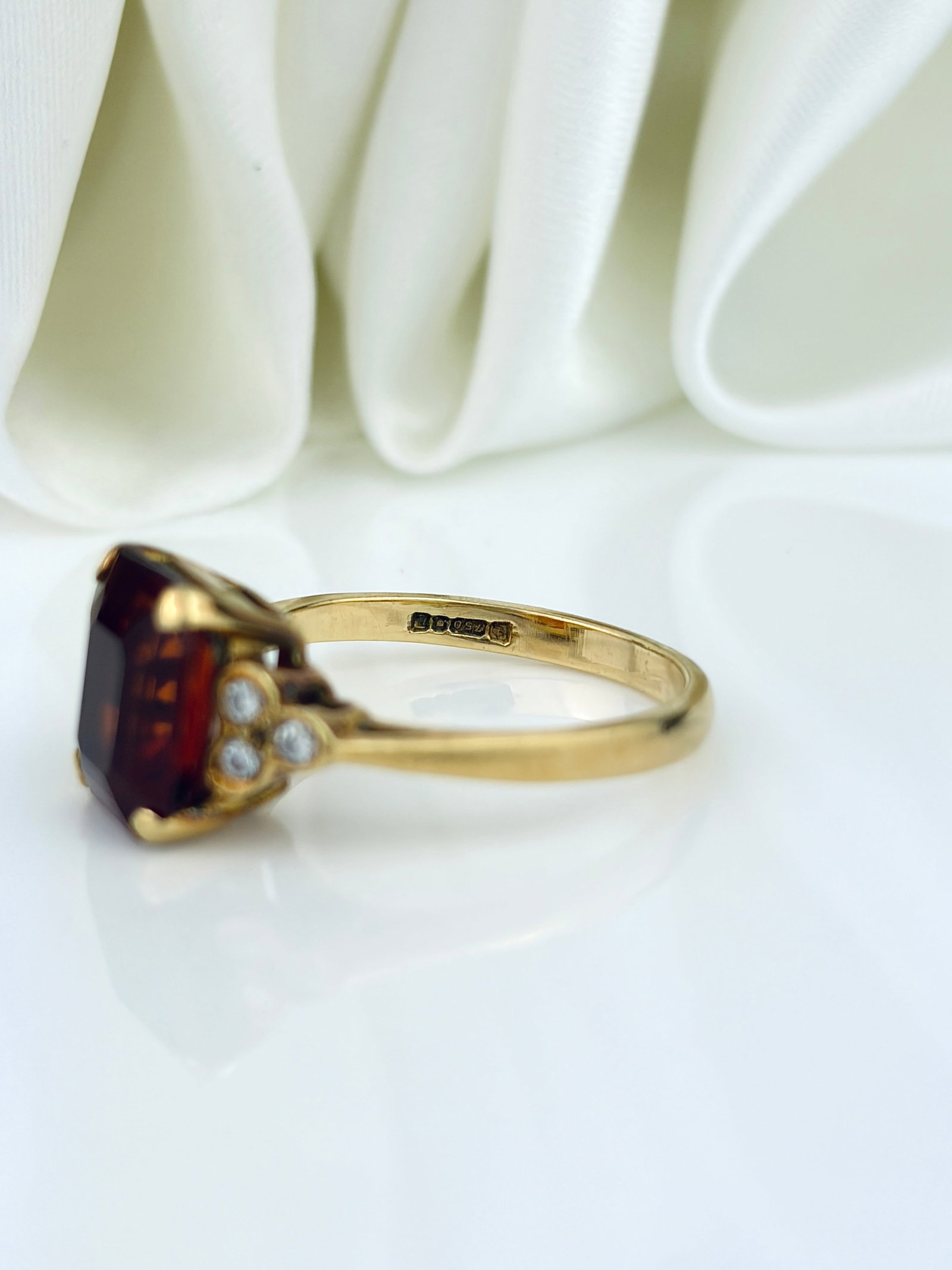 VINTAGE C.1989 18ct YELLOW GOLD FIRE OPAL AND DIAMOND COCKTAIL RING - 4