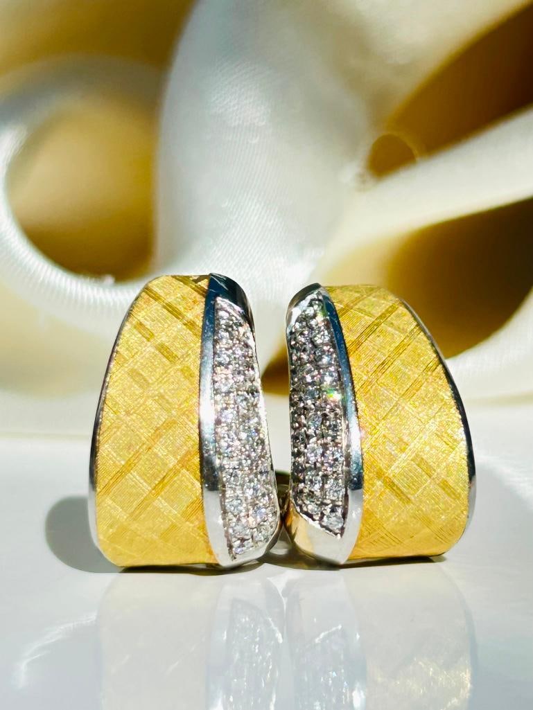 Chunky 18ct Yellow Gold and Diamond Earrings - 6