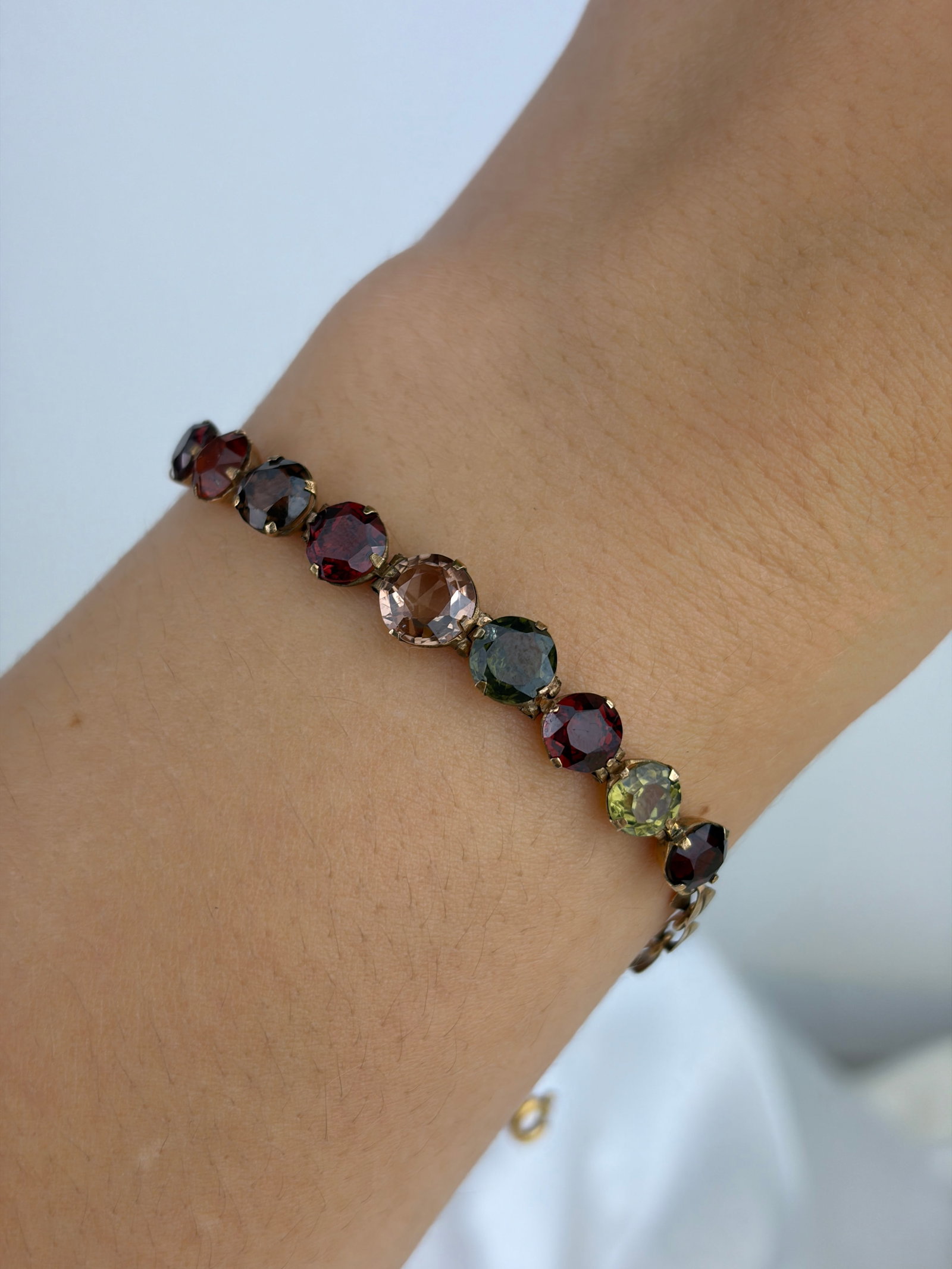 ANTIQUE 9CT YELLOW GOLD MULTIGEM BRACELET - 6