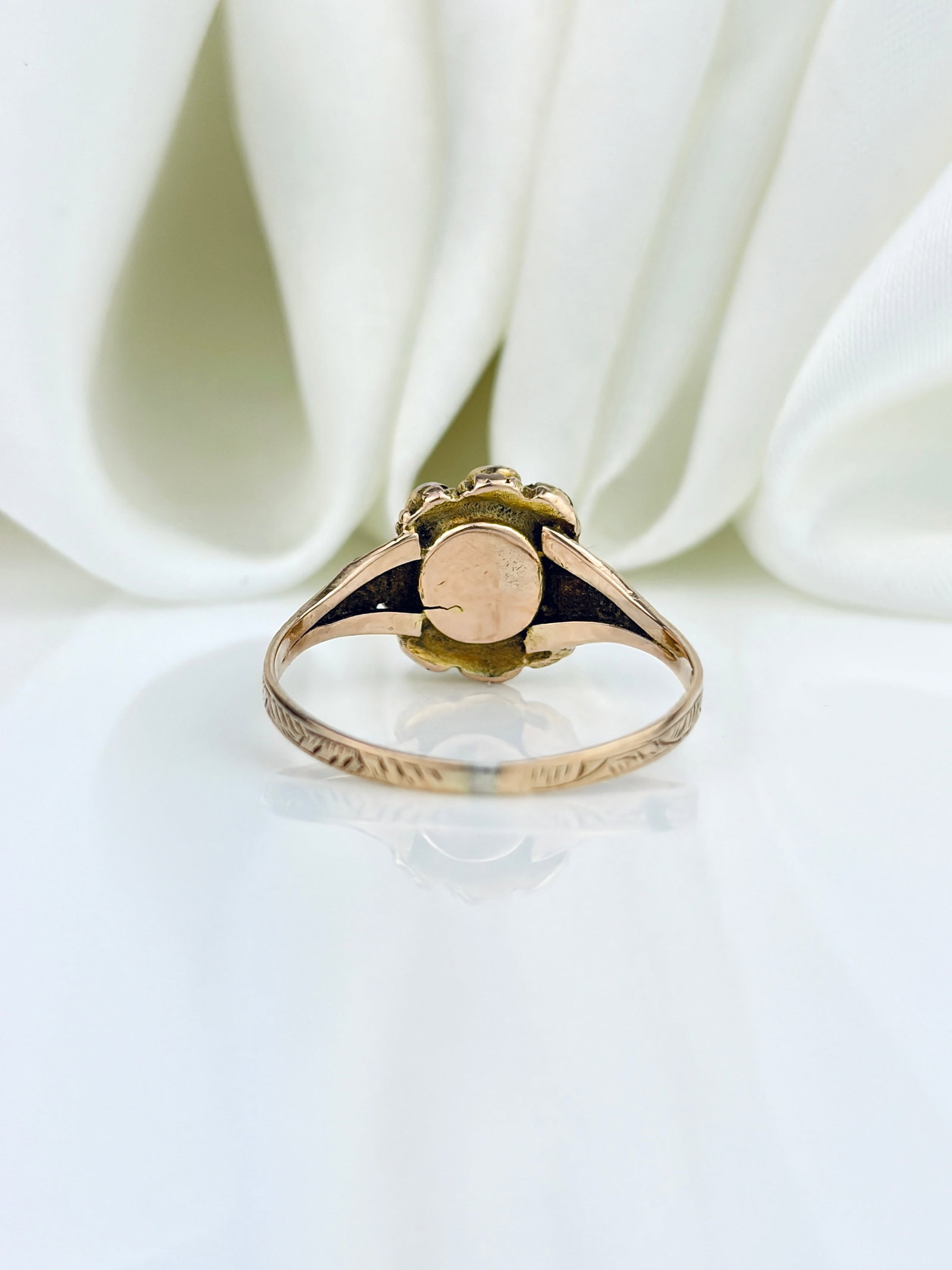ANTIQUE VICTORIAN 12CT YELLOW GOLD GEMSET CLUSTER RING - 3