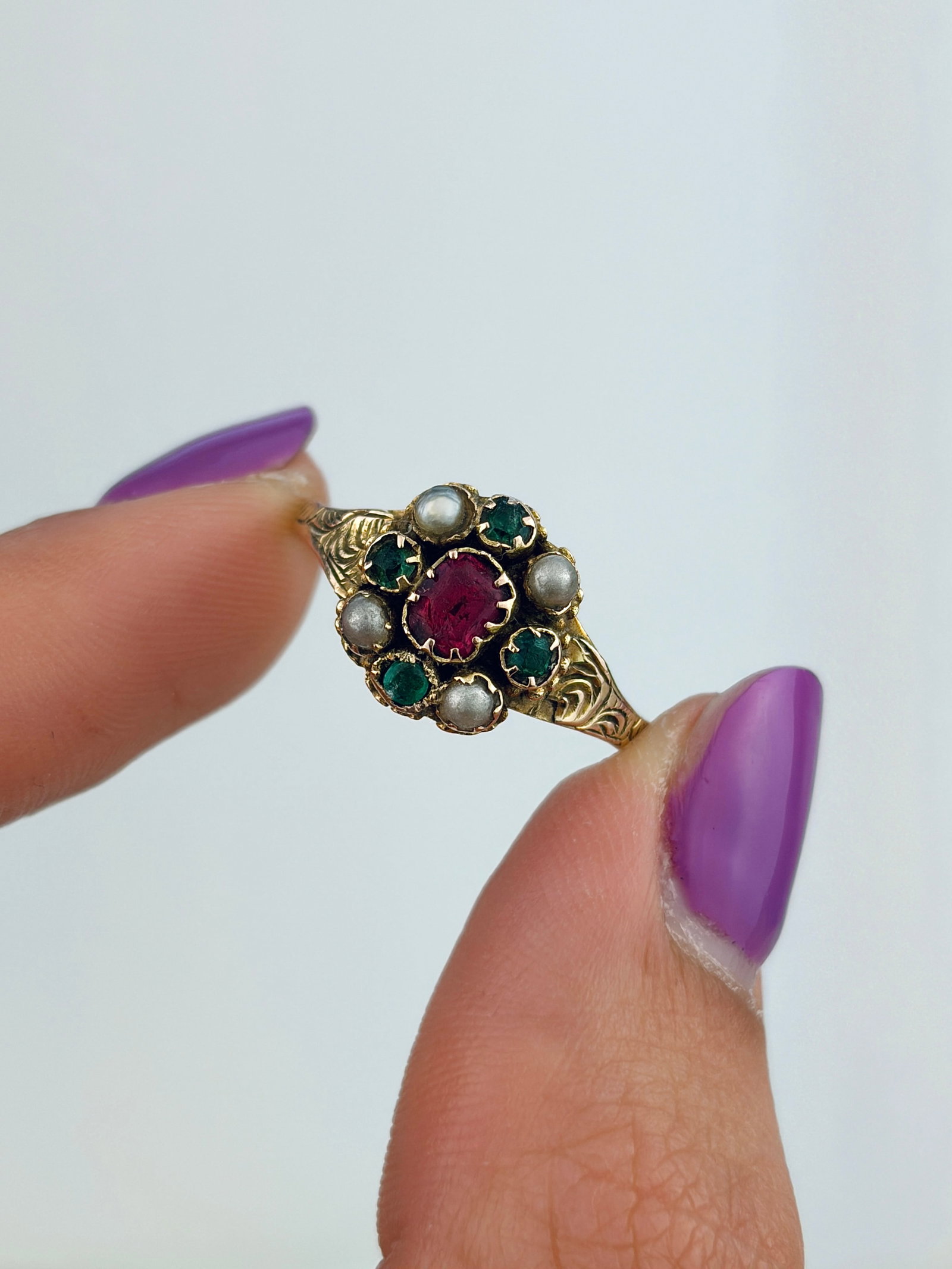 ANTIQUE VICTORIAN 12CT YELLOW GOLD GEMSET CLUSTER RING - 5