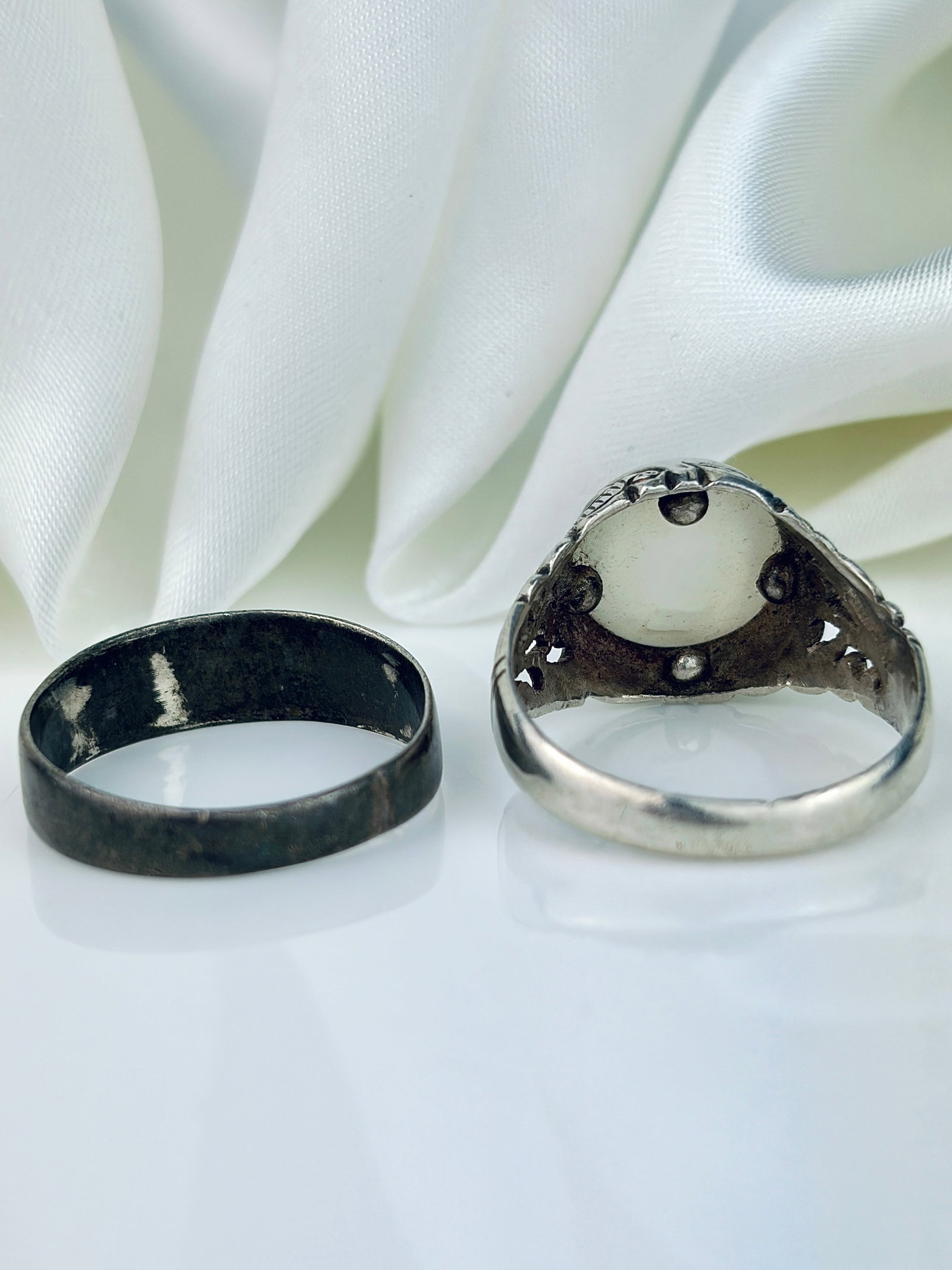 MIXED LOT 2X SILVER RINGS MIZPAH ETC - 3