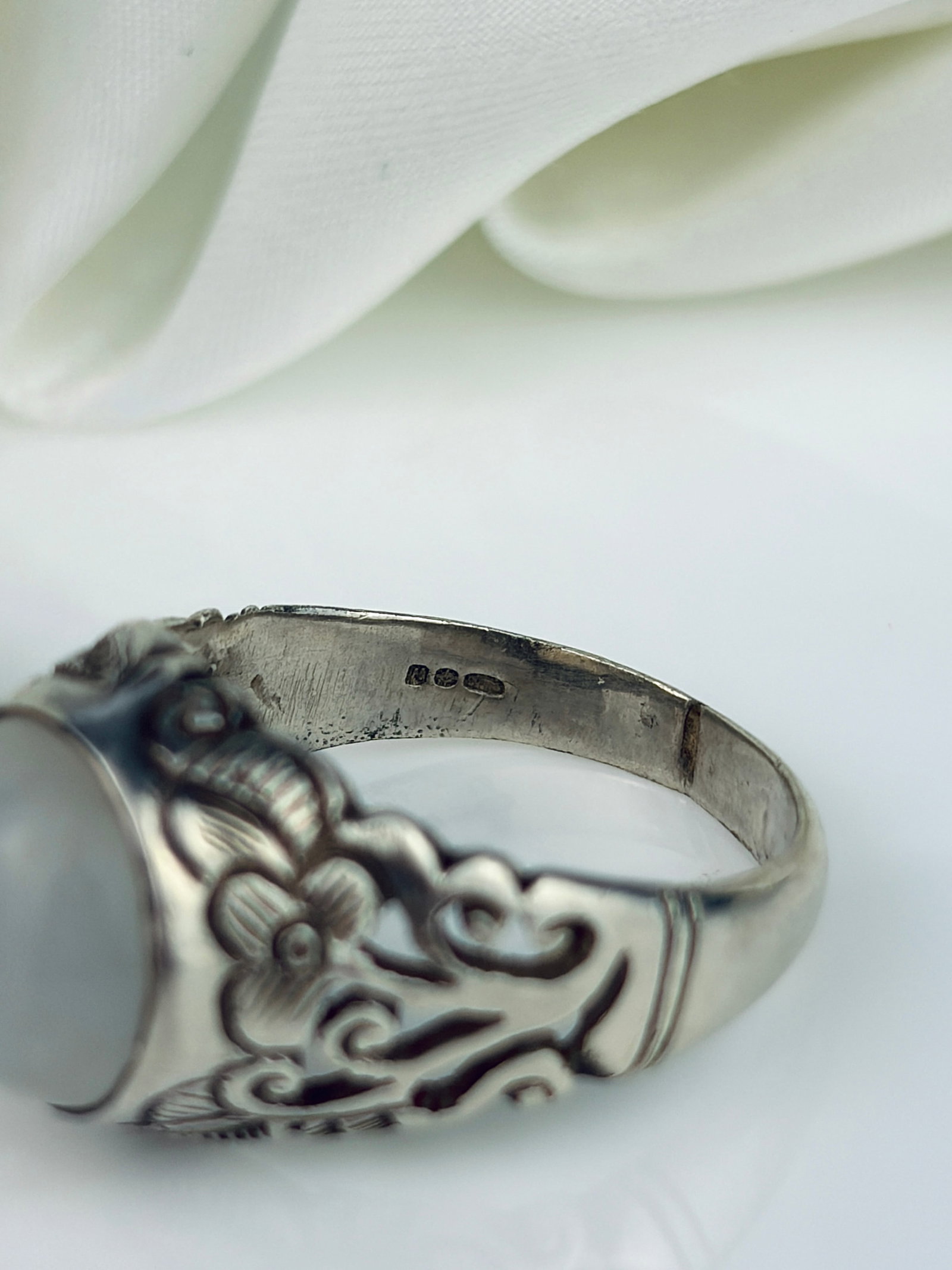 MIXED LOT 2X SILVER RINGS MIZPAH ETC - 4