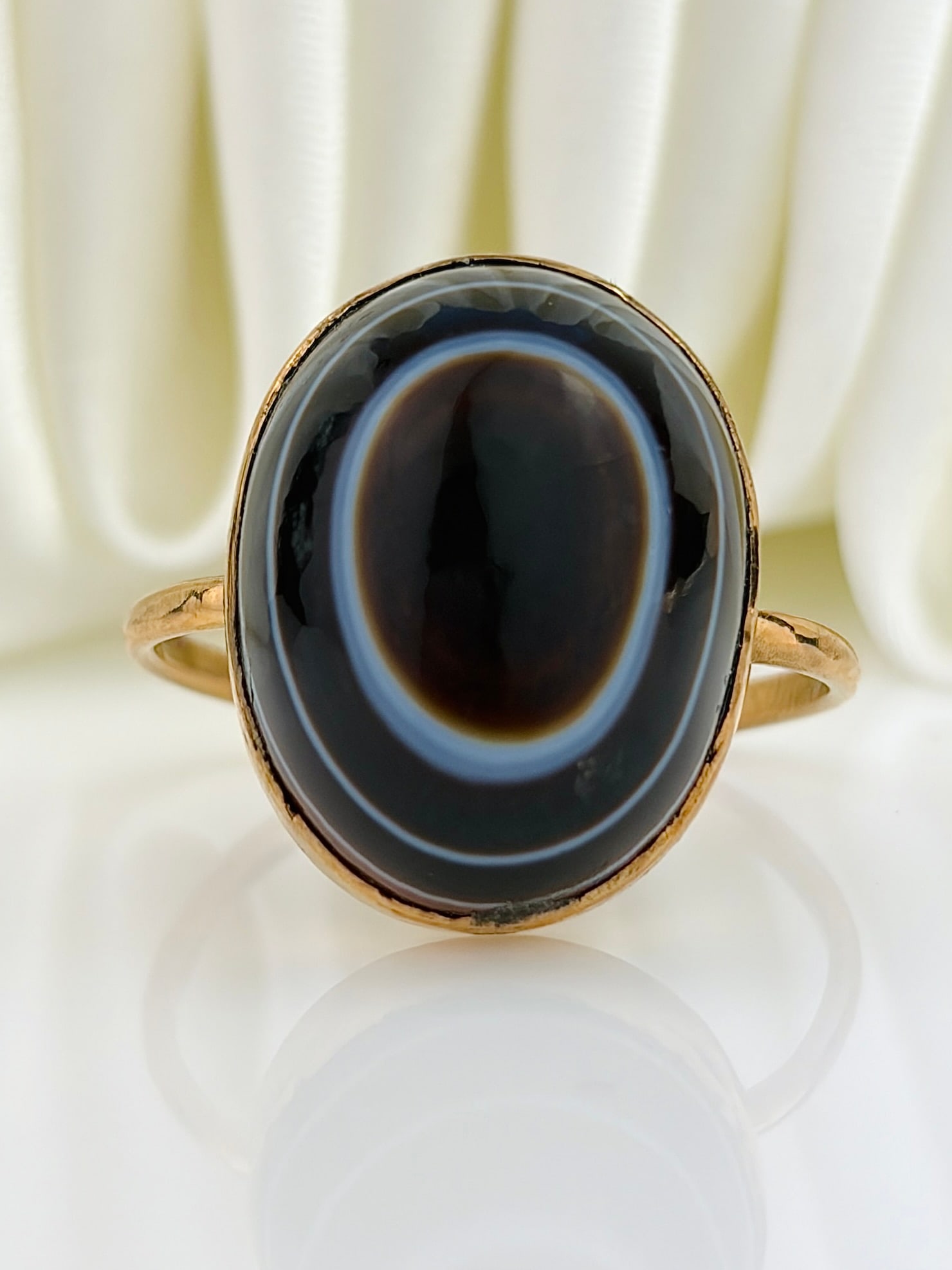 ANTIQUE HEAVY 9CT GOLD BANDED AGATE RING (1 of 10)