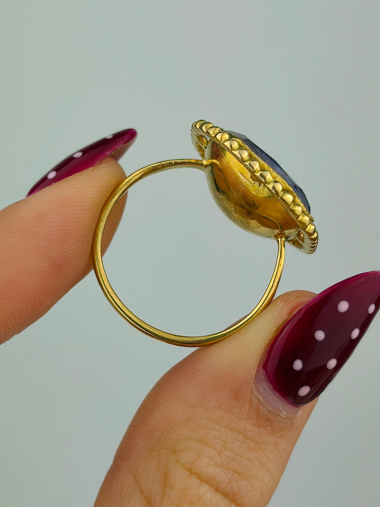 ANTIQUE 18CT GOLD FOILED BACK AMETHYST FANCY RING - 5