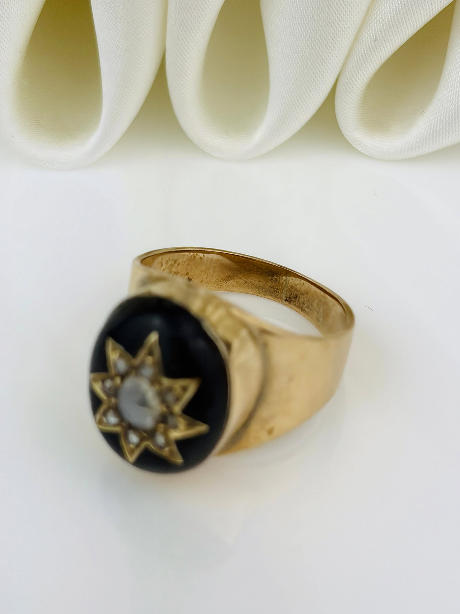 chunky antique yellow gold rose cut diamond star ring - 4