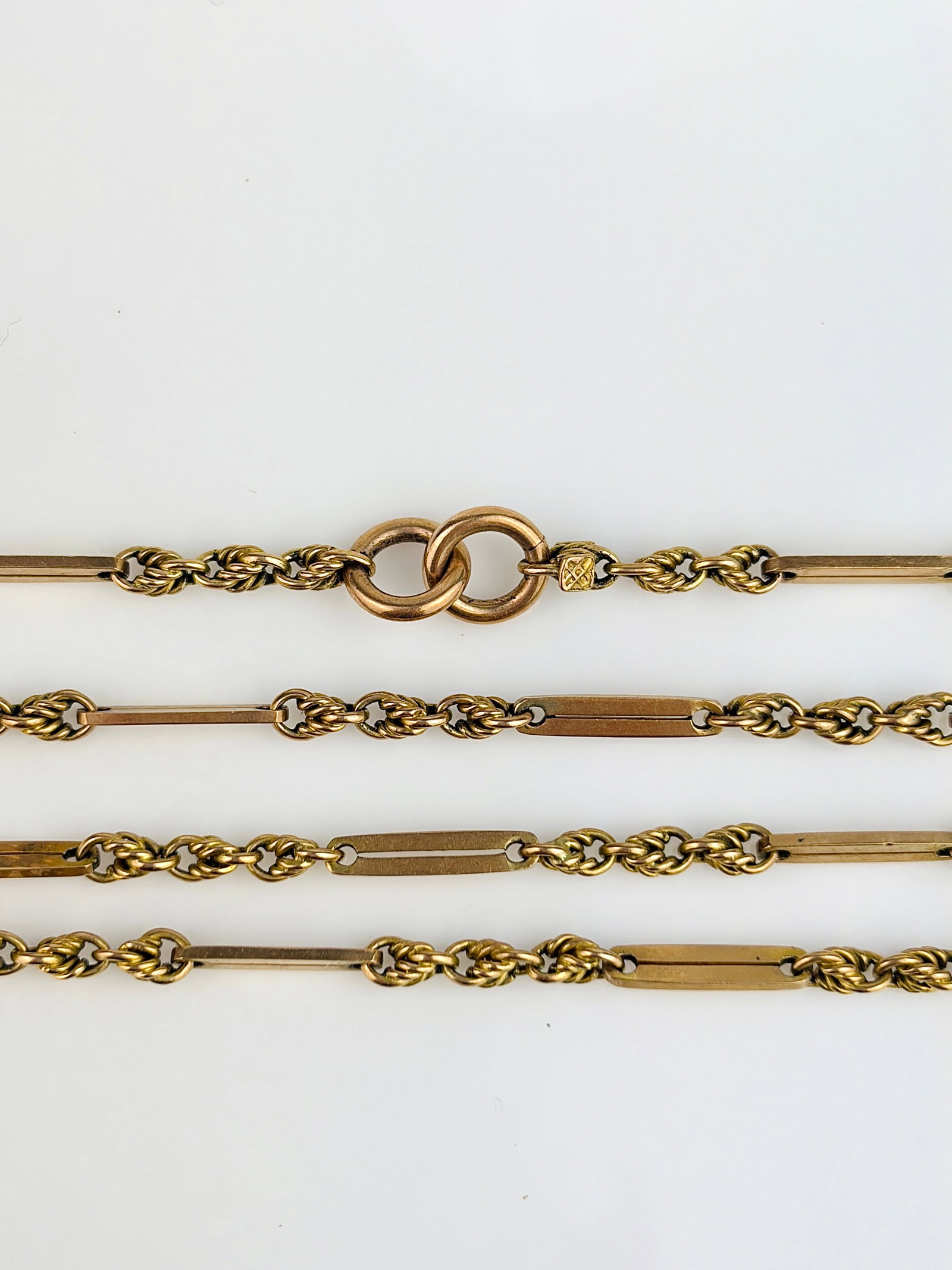 AMAZING ANTIQUE 9CT GOLD UNUSUAL BAR AND TWIST LONGGUARD CHAIN - 3