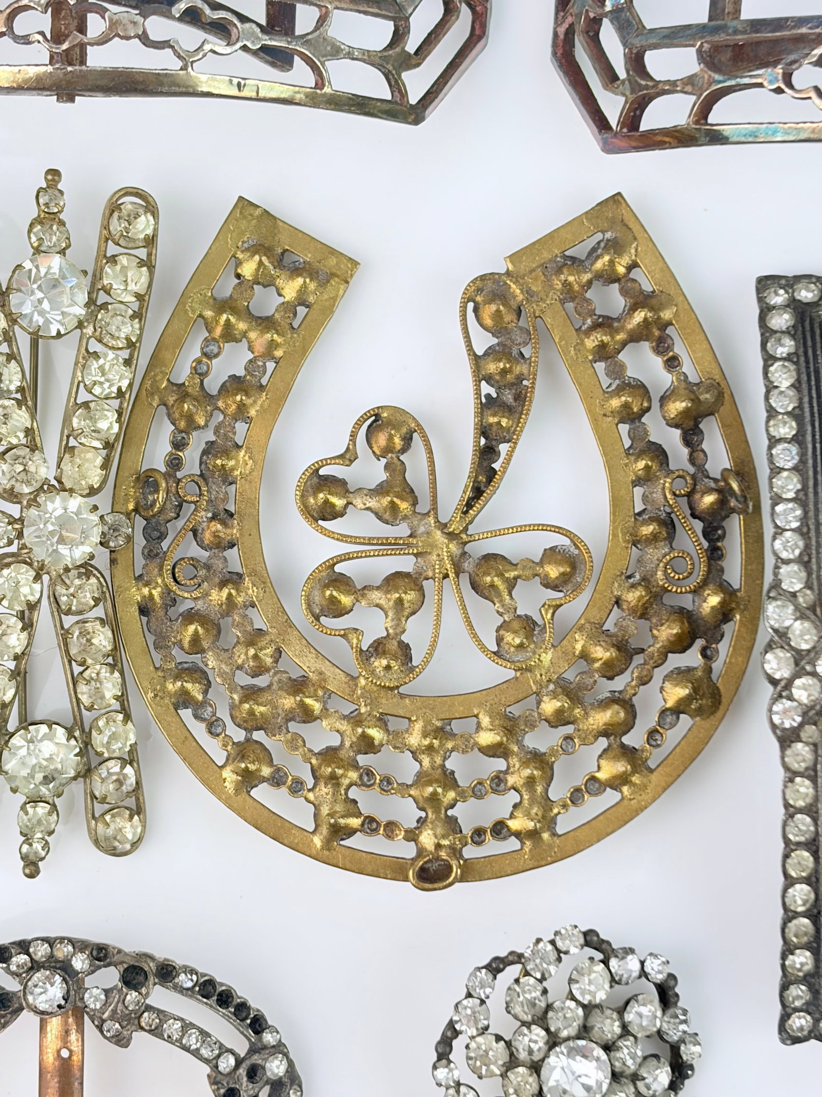 ANTIQUE & VINATGE MIXED LOT OF PASTE JEWELLERY INC. BUCKLES ETC - 3
