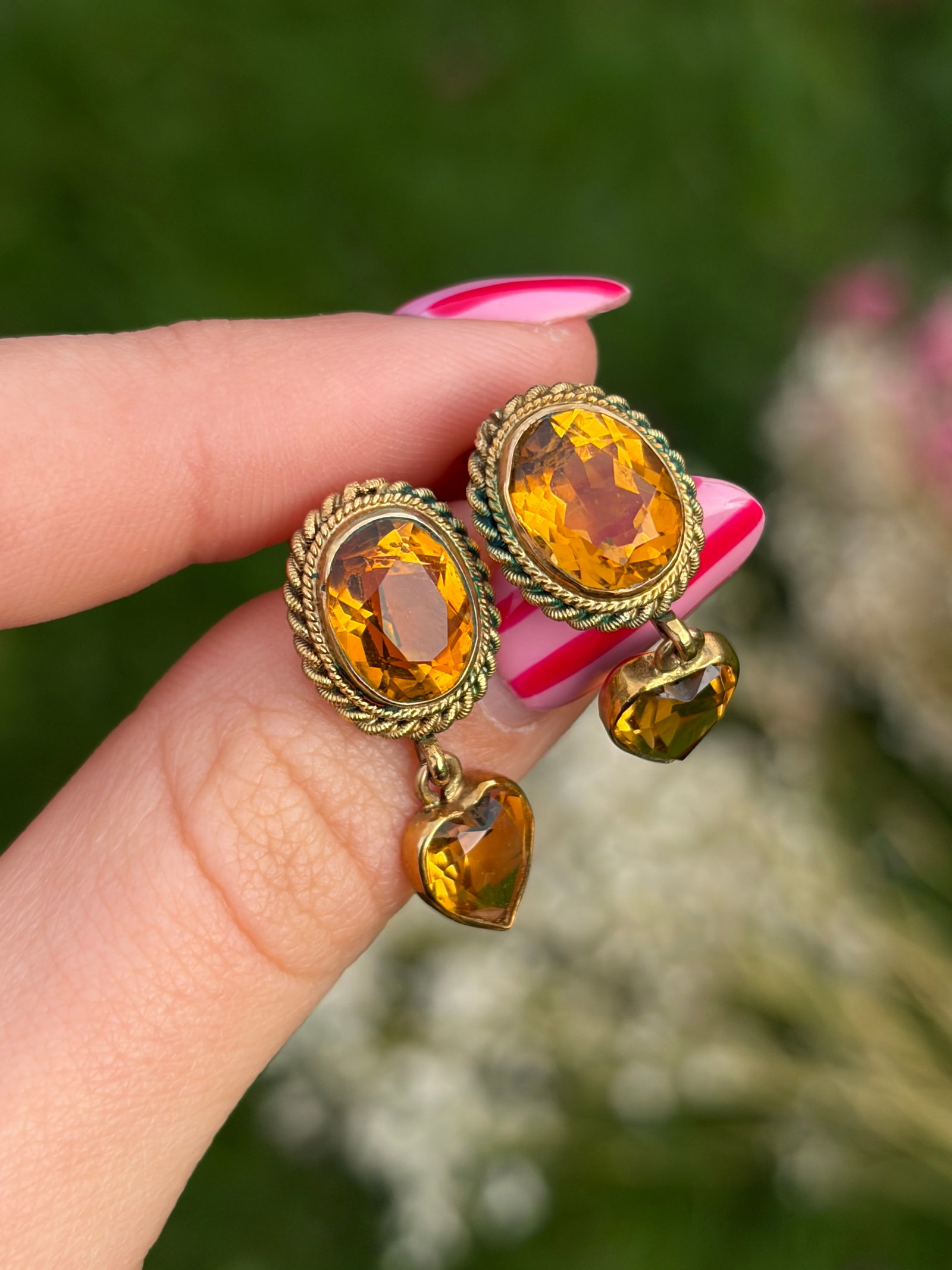 Sweet vintage 9ct yellow gold citrine heart drop earrings - 11