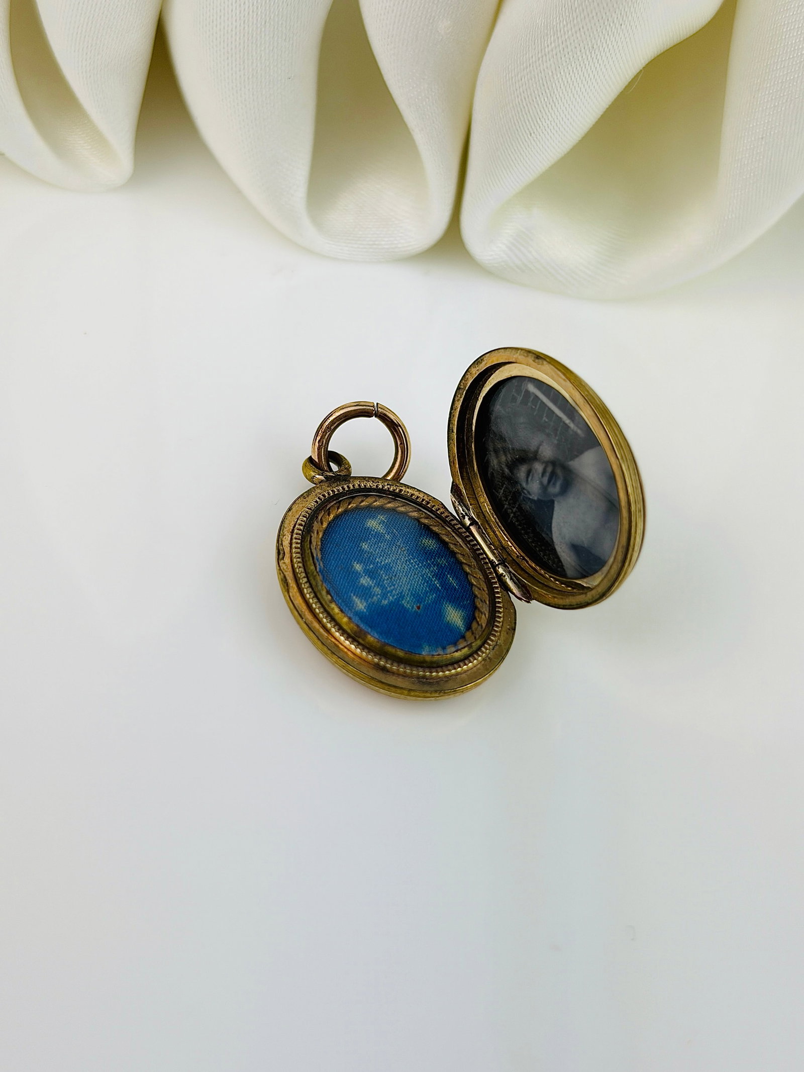 Antique Blue Enamel and Gold Cross Opening Locket Pendant - 4