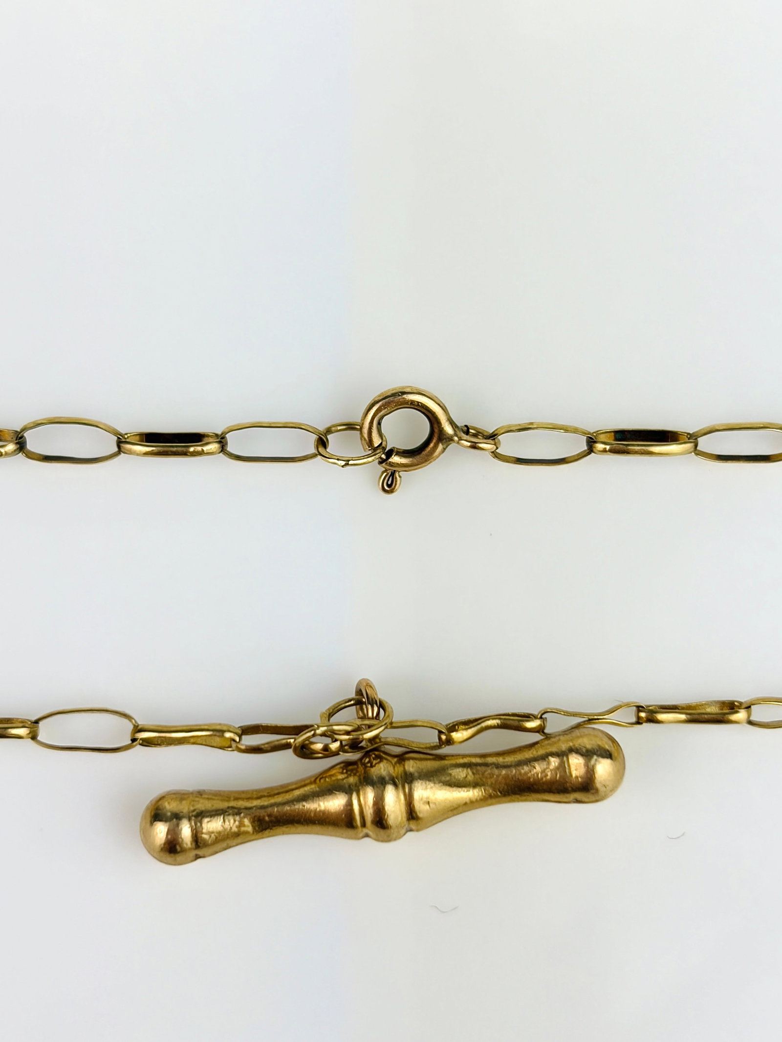 LOVELY 9CT YELLOW GOLD CHAIN WITH TBAR - 2