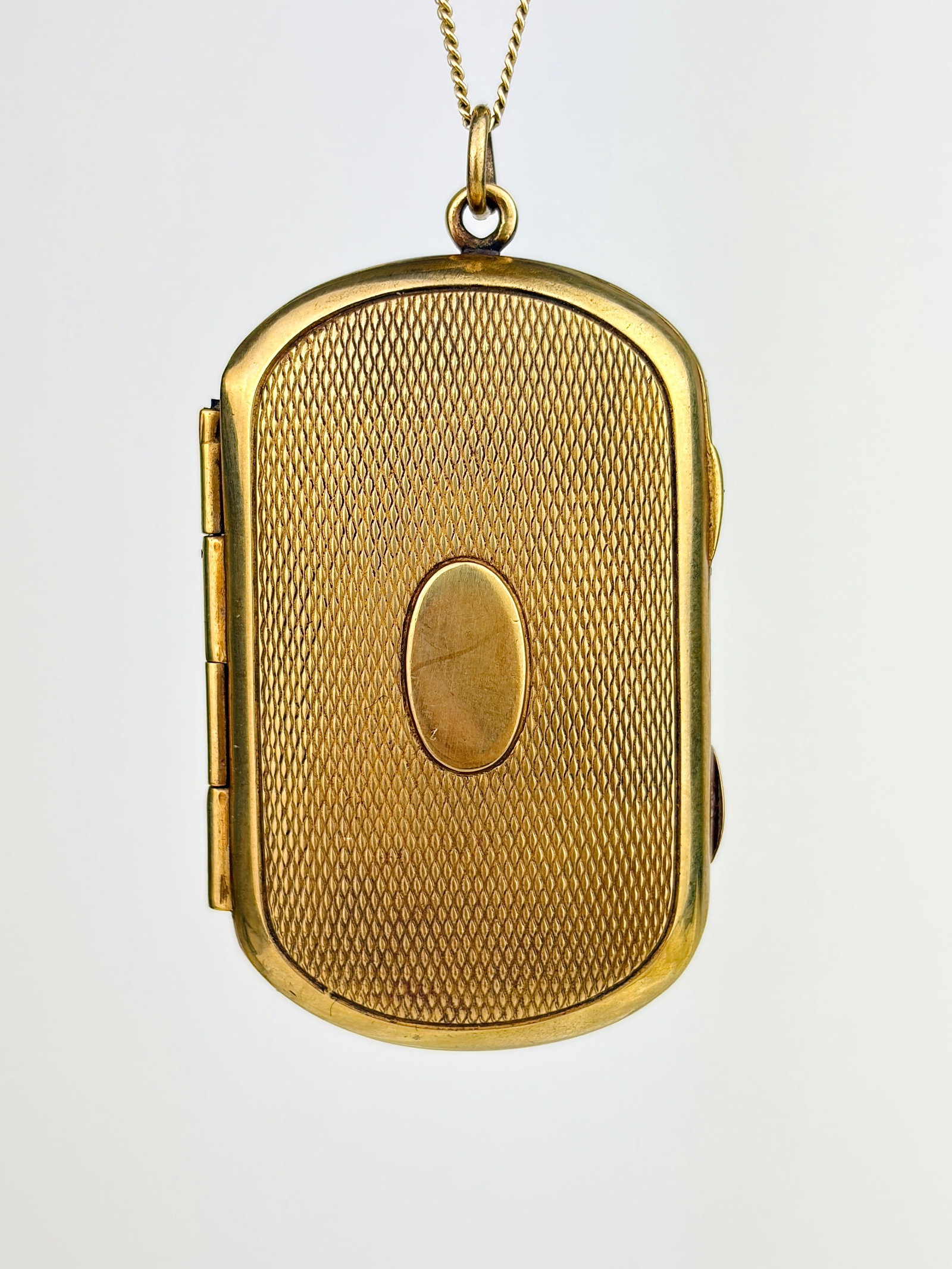 ANTIQUE GILT METAL MIRROR AND PIN HOLDER ETUI PENDANT (1 of 5)