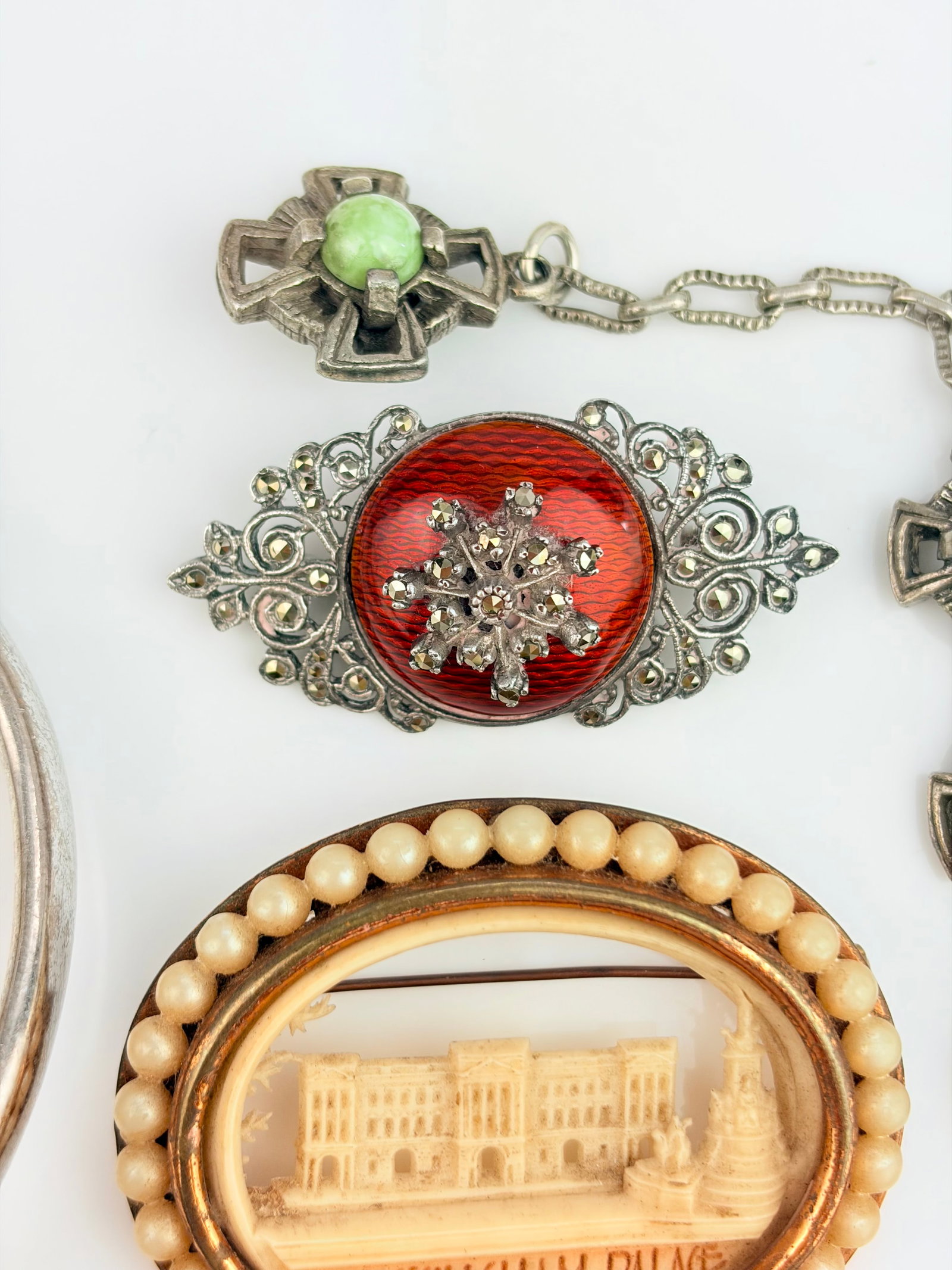 SILVER ENAMEL MARCASITE BROOCH MIXED LOT OF ANTIQUE & VINTAGE JEWELLERY - 2