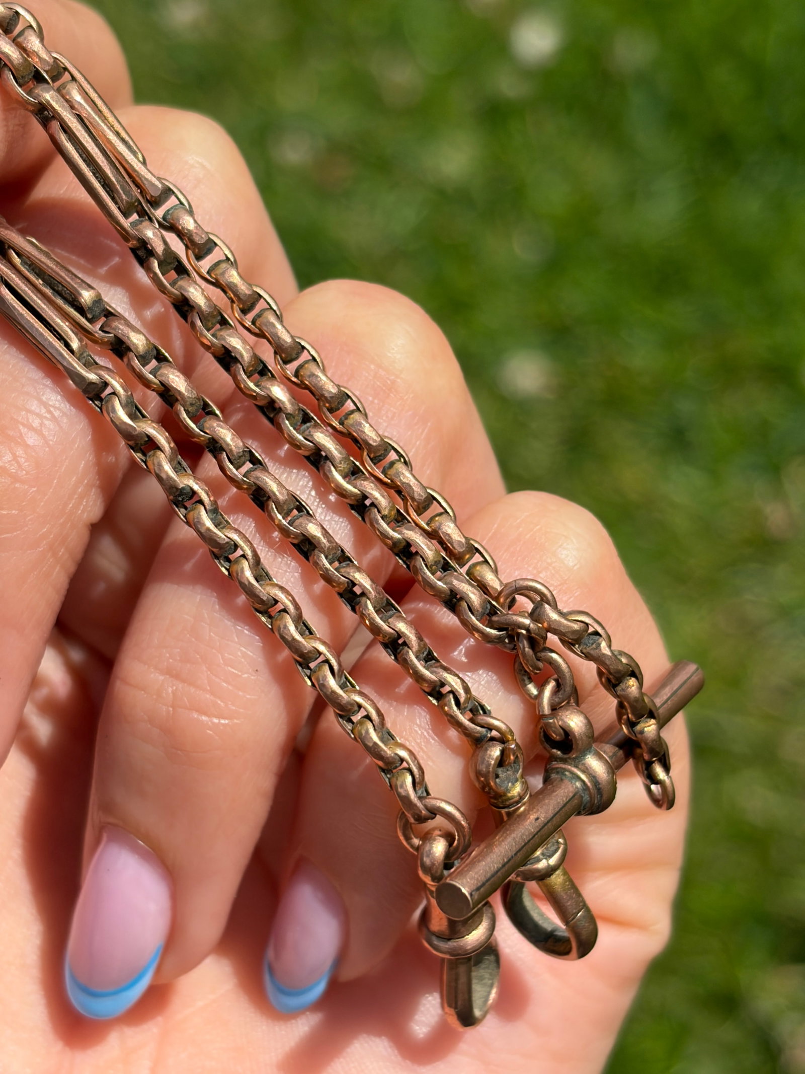 ANTIQUE 9CT GOLD DOUBLE ALBERT CHAIN WITH TBAR AND DOGCLIPS - 8