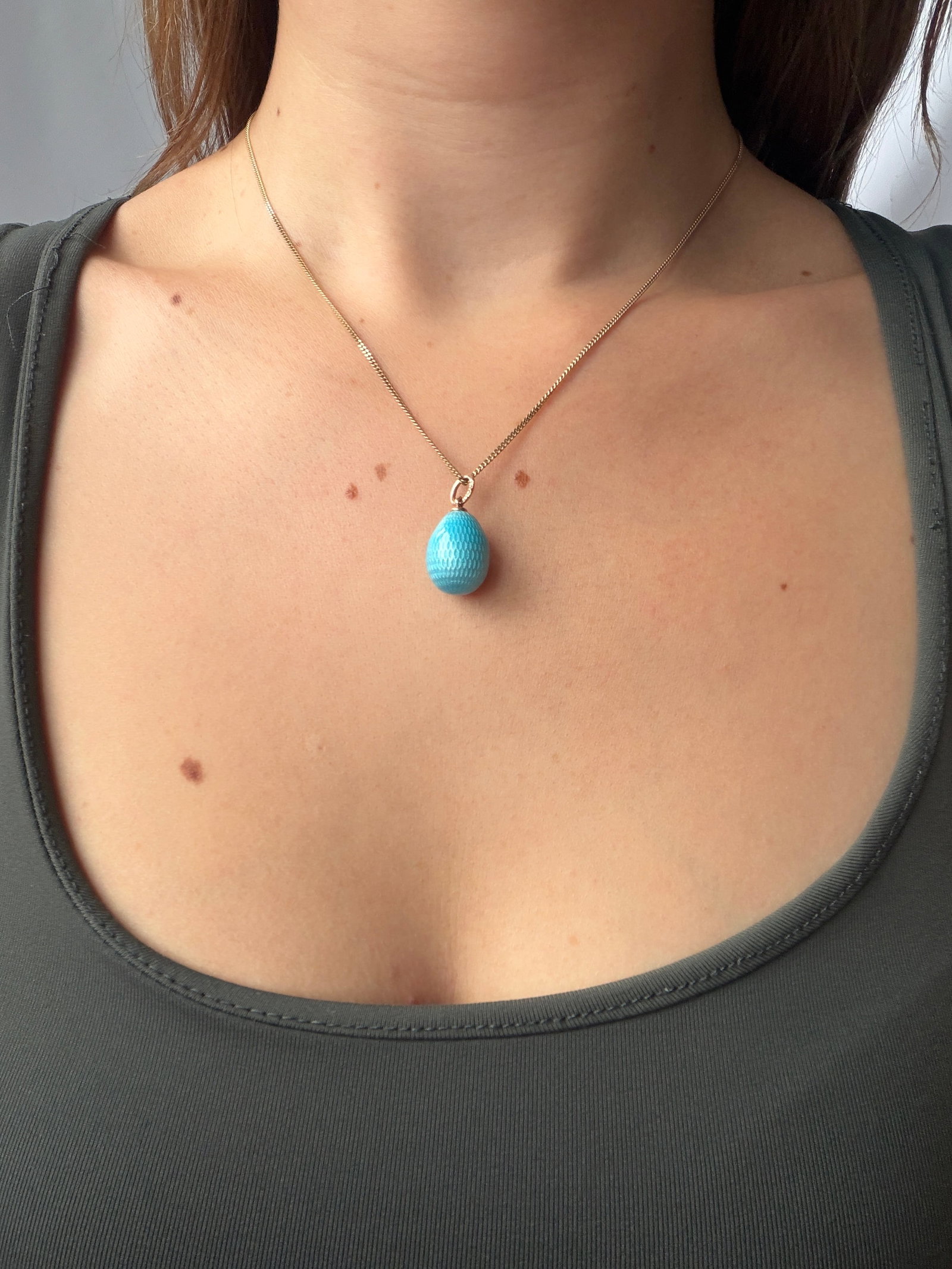ANTIQUE BLUE ENAMEL RUSSIAN EGG PENDANT IN 14CT GOLD - 6