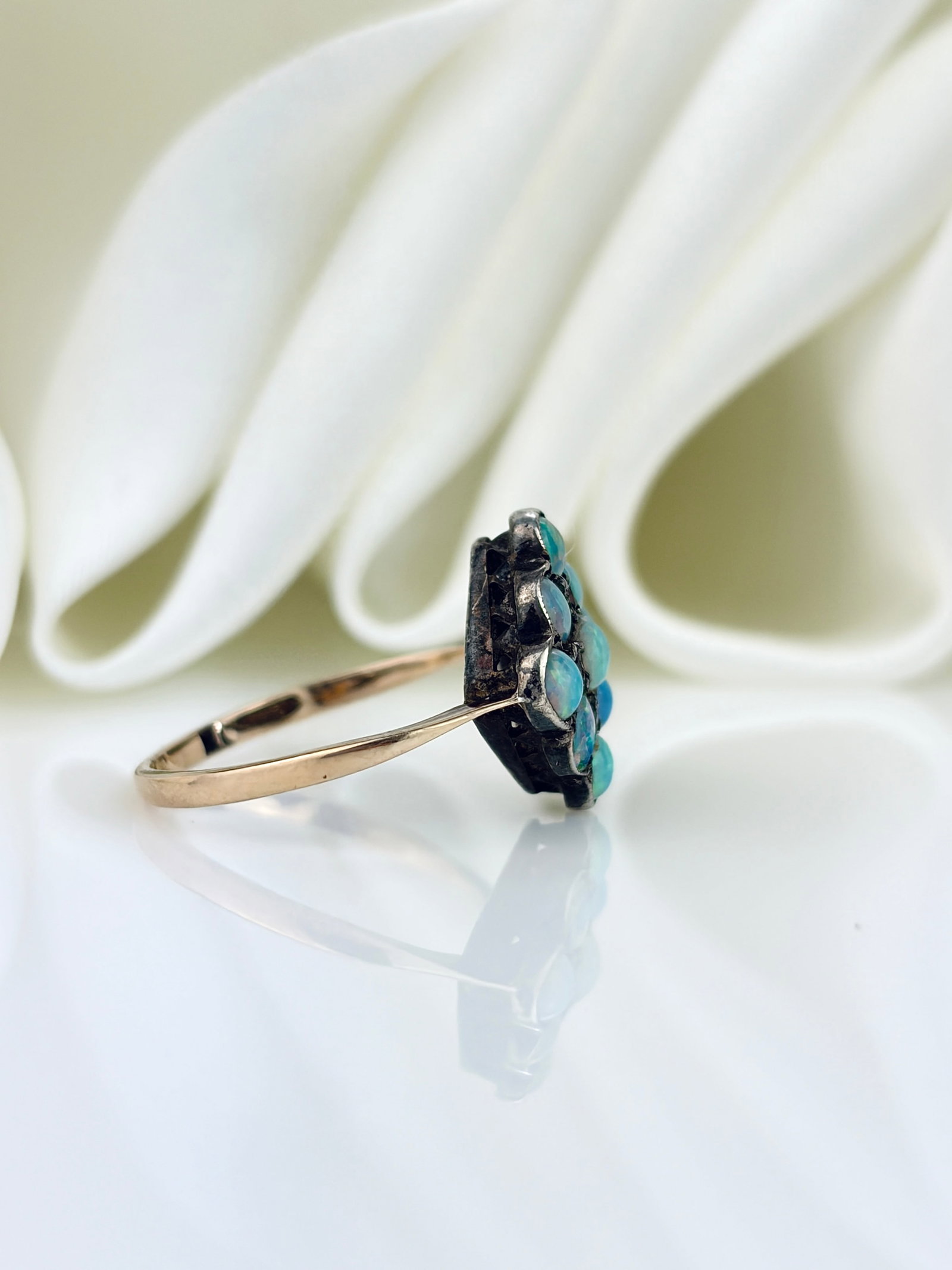 ANTIQUE OPAL AND GARNET CLUSTER RING IN GOLD AND SILVER - 2