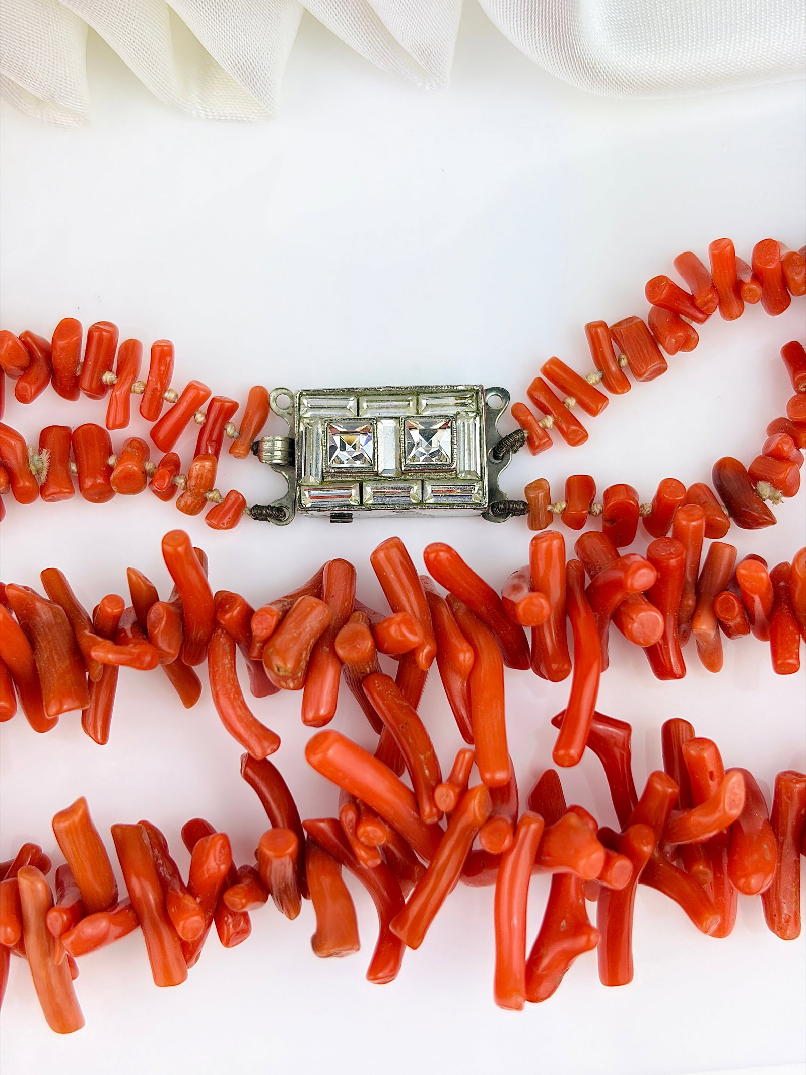 BEADED NECKLACE - 2