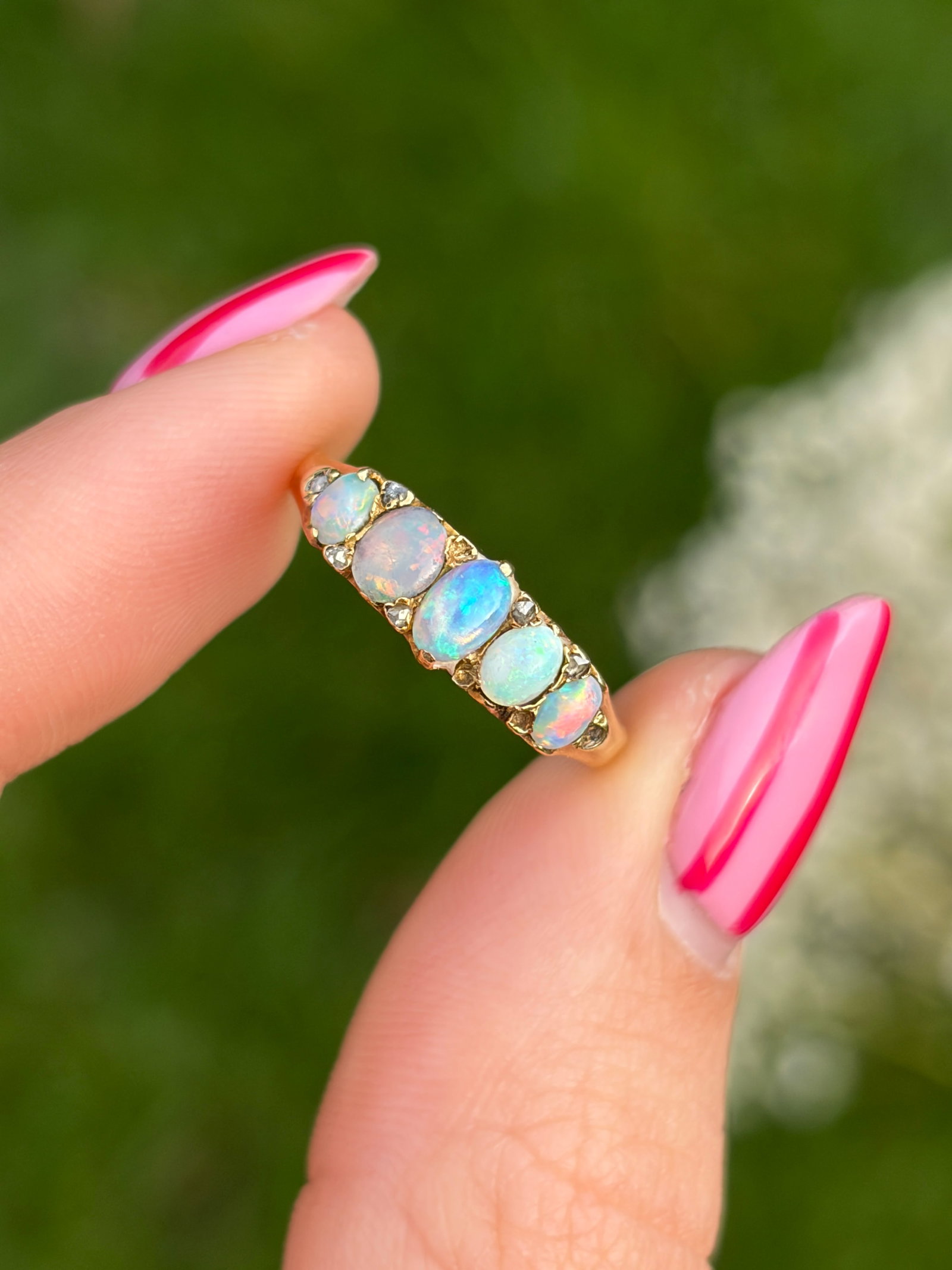vintage 9ct yellow gold opal five stone ring - 10