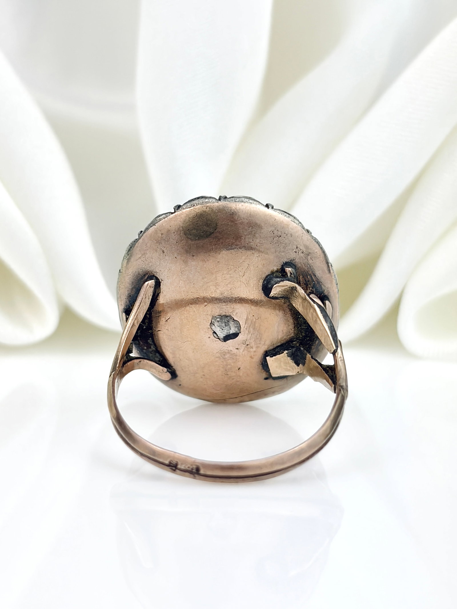 ANTIQUE GARNET AND SPINEL CLUSTER RING IN GOLD - 3