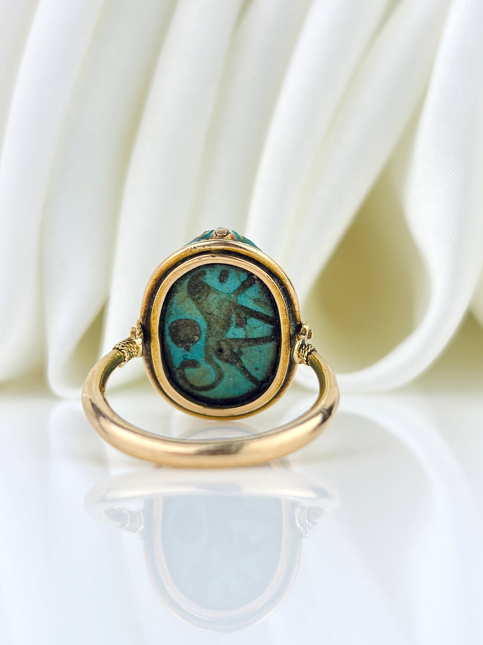 ANTIQUE 18CT YELLOW GOLD EGYPTIAN REVIVAL SWIVEL SCARAB RING - 3
