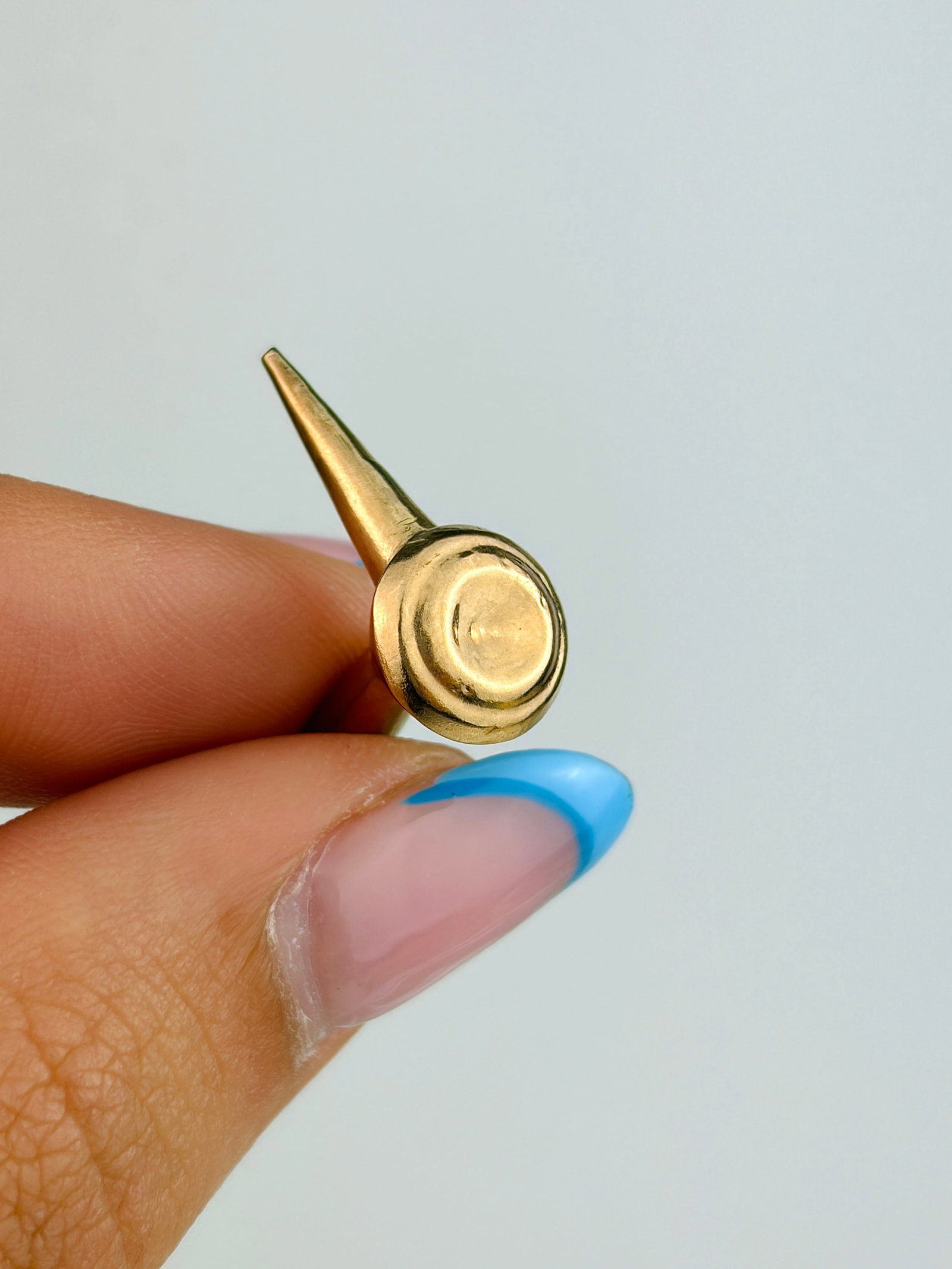 VINTAGE GOLD SPANISH PORRON CHARM - 5