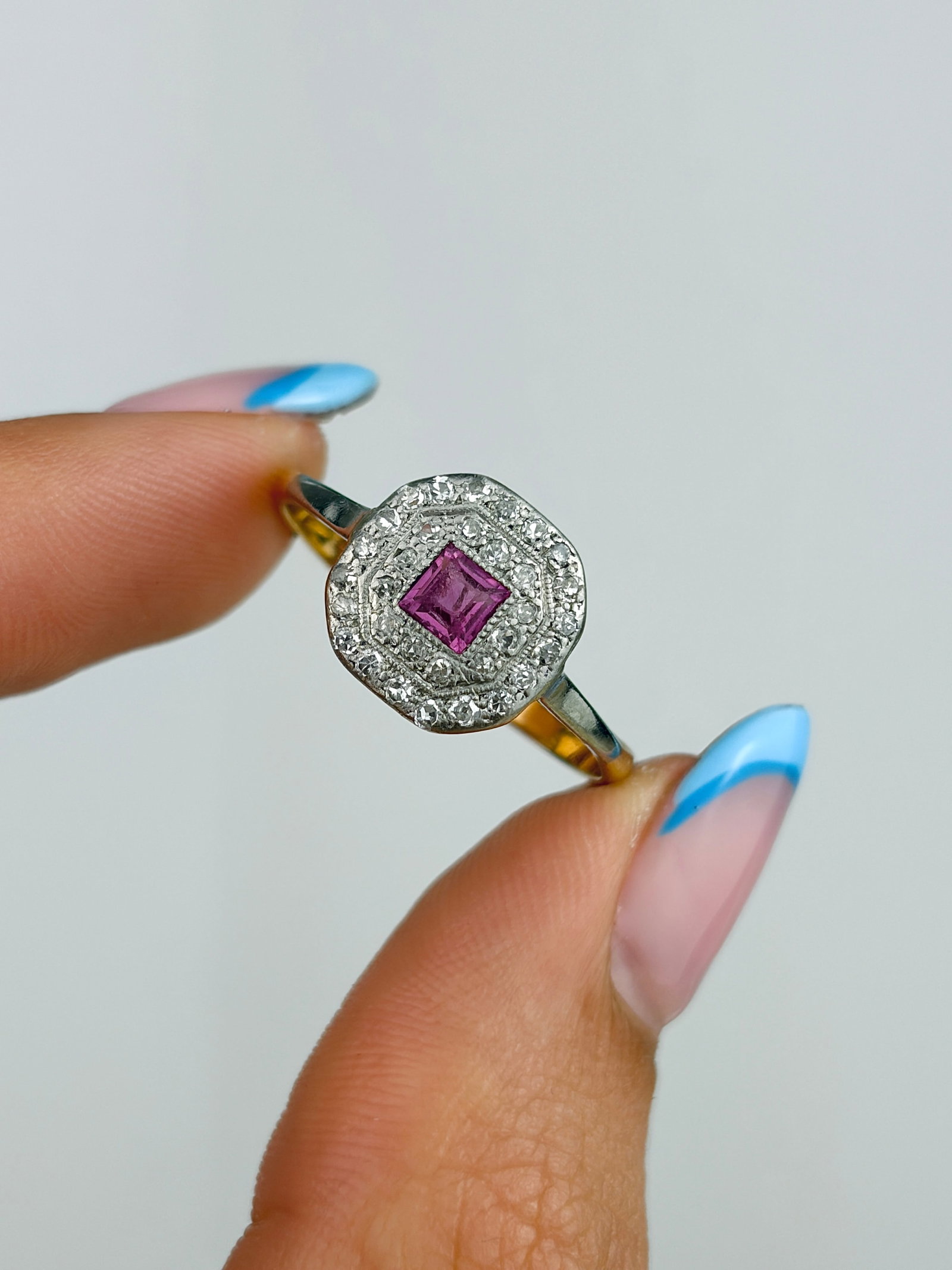 ANTIQUE 18CT GOLD RUBY AND DIAMOND TARGET RING AF - 5