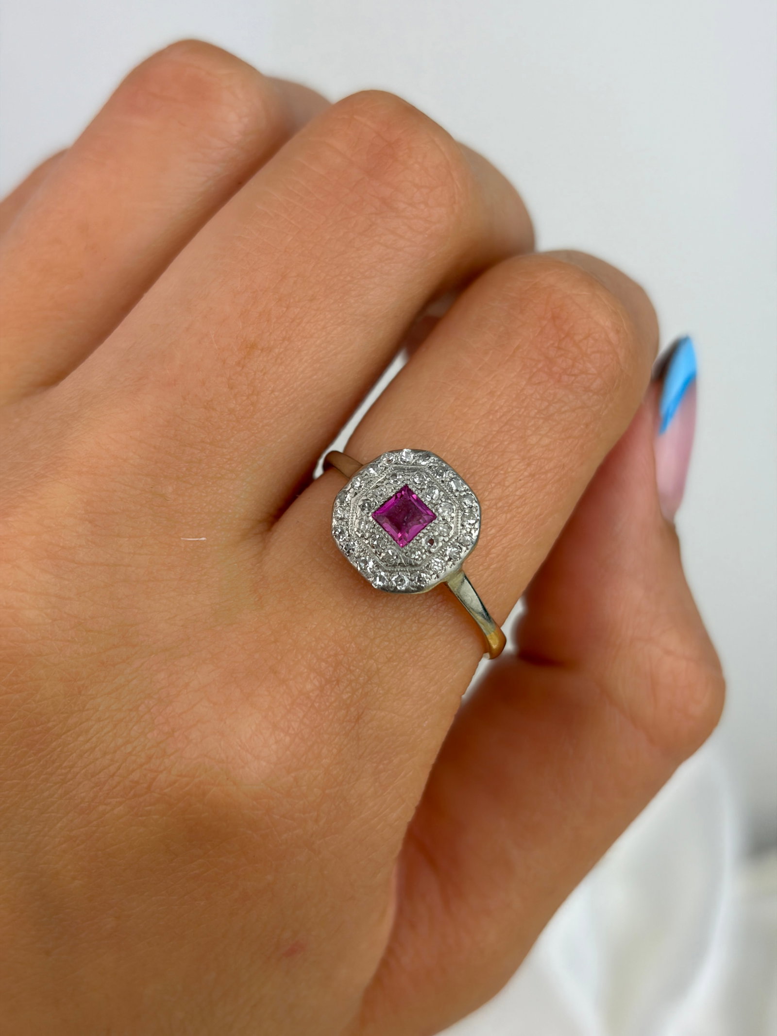 ANTIQUE 18CT GOLD RUBY AND DIAMOND TARGET RING AF - 8
