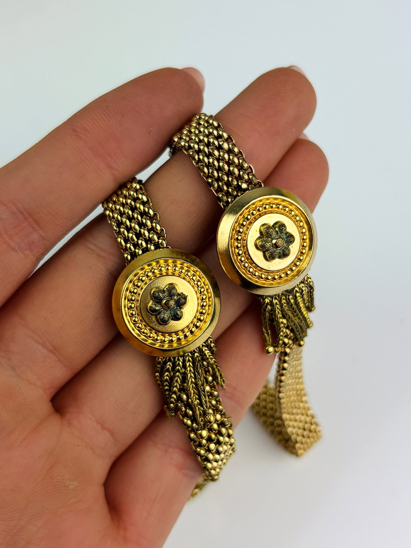 2X ANTIQUE YELLOW METAL BRACELETS - 2