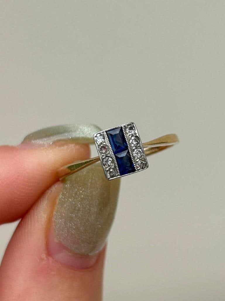 Antique 18ct Yellow Gold Sapphire and Diamond Ring - 3