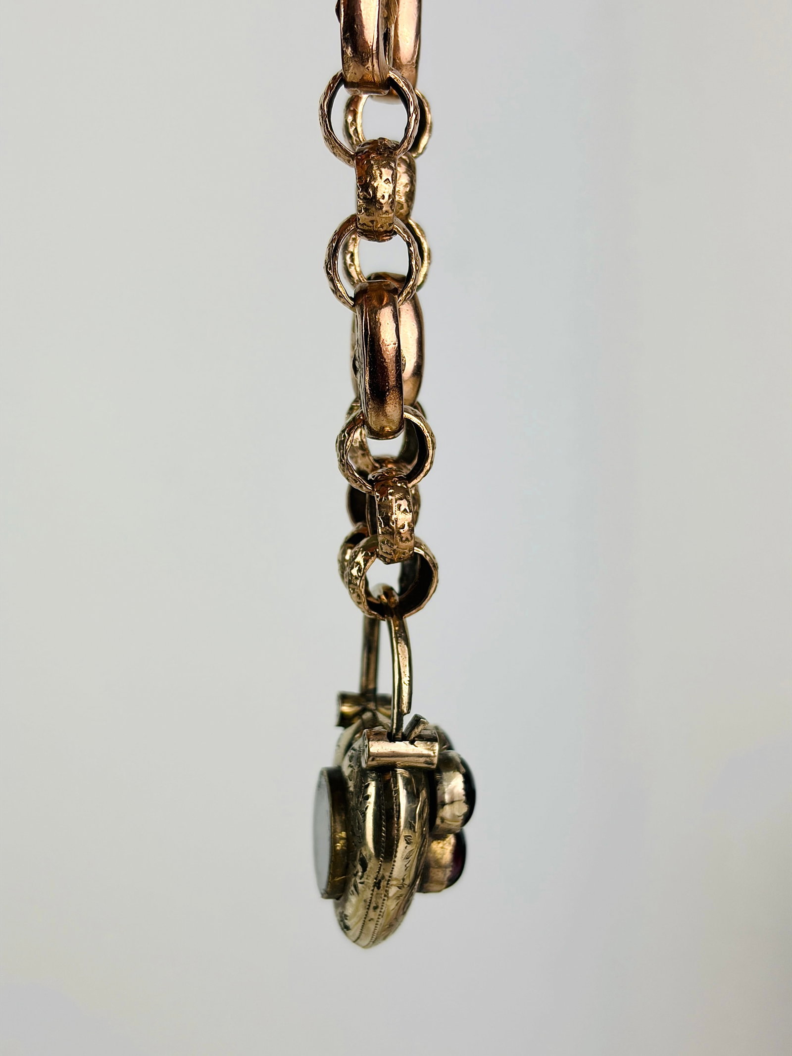 Antique cabochon garnet chunky gold locket back padlock bracelet - 3