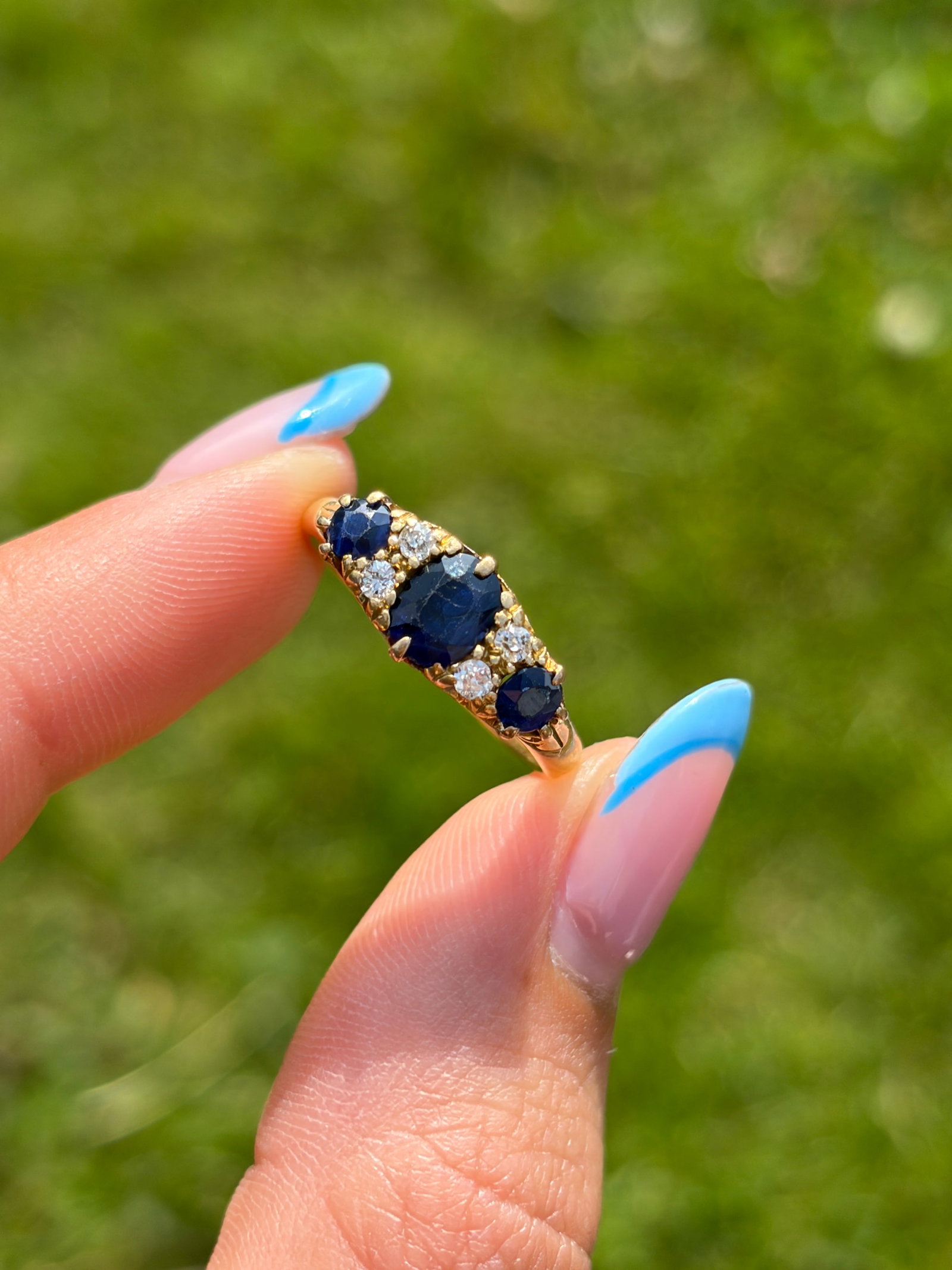 Chunky 18ct Yellow Gold Sapphire And Diamond Ring - 10
