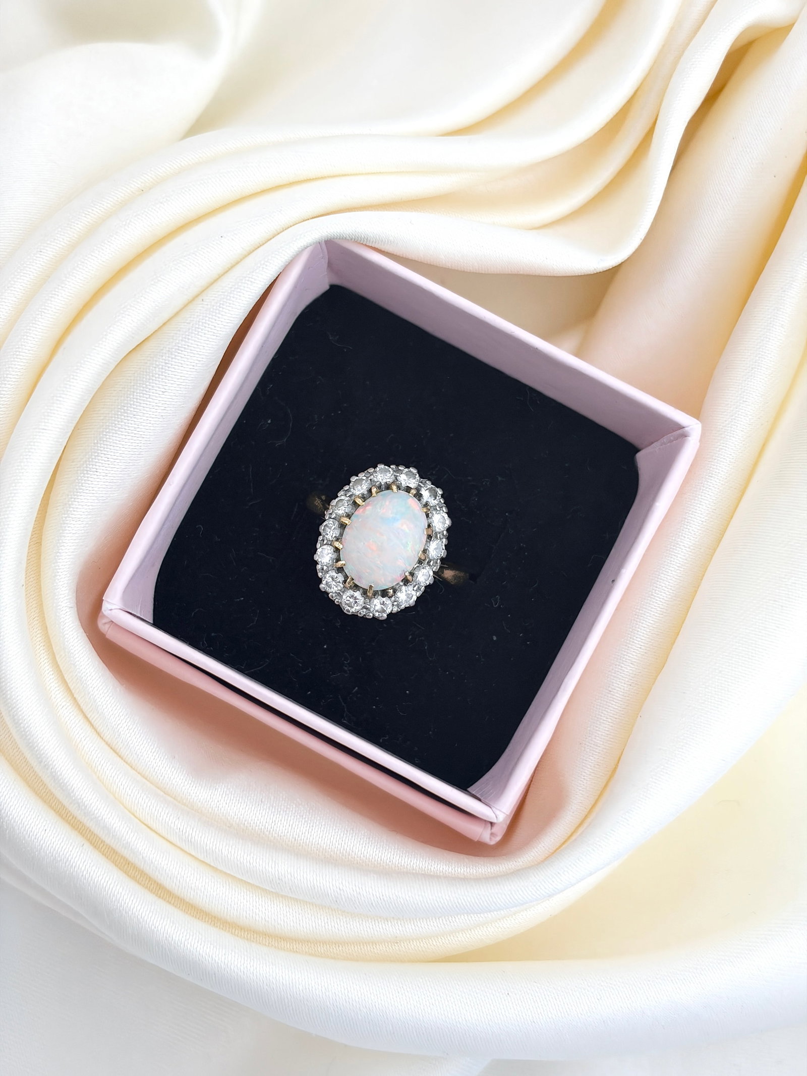 LOVELY ANTIQUE 18CT GOLD AND PLATINUM OPAL AND DIAMOND CLUSTER RING - 7