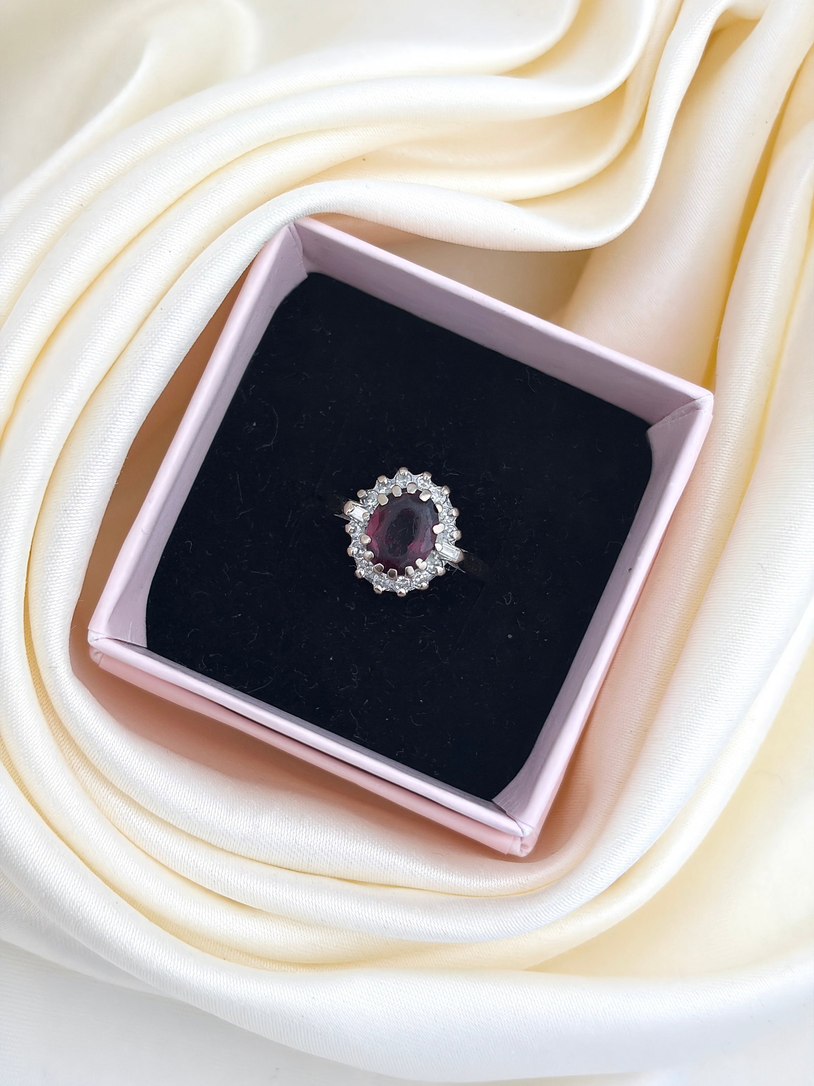 18CT WHITE GOLD PINK TOURMALINE AND DIAMOND CLUSTER RING - 7