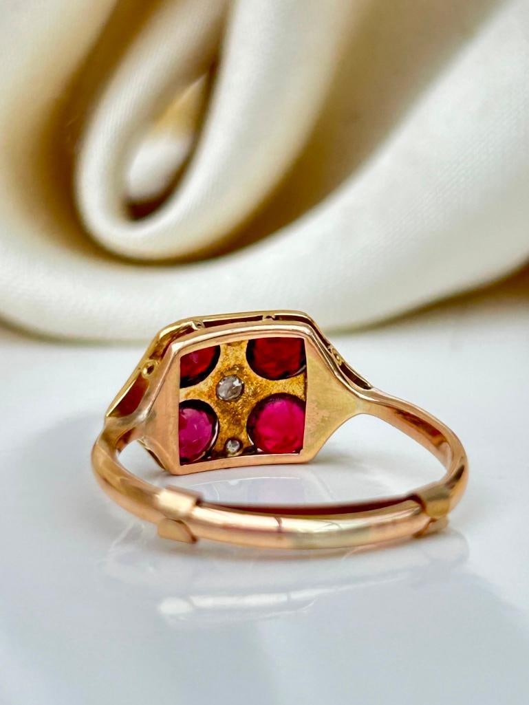 Lovely Garnet and Diamond Gold Ring - 7