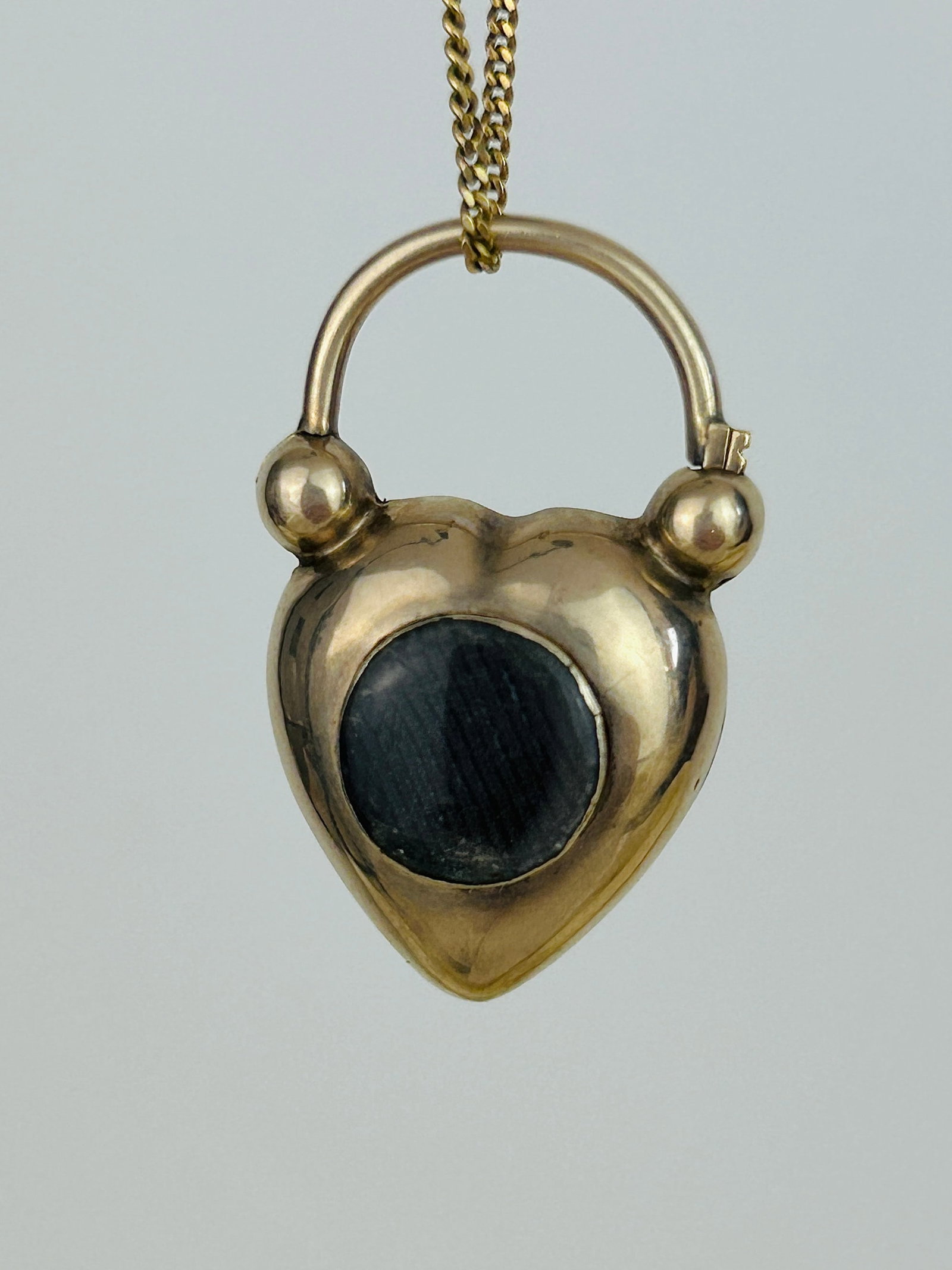 Antique 9ct Gold Citrine Locket Back Puffy Heart Padlock - 3